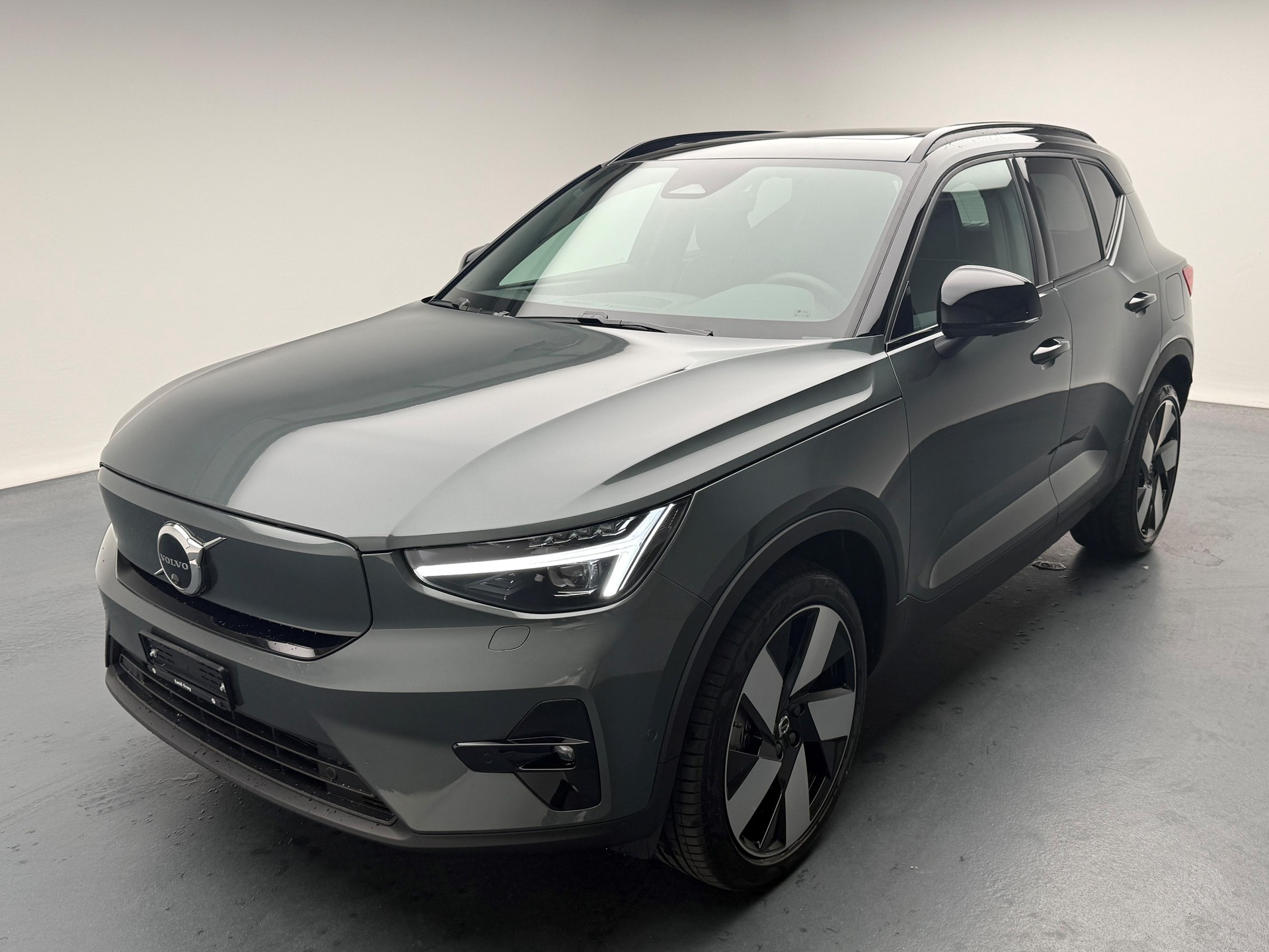 VOLVO EX40 Twin Ultra AWD-image-0