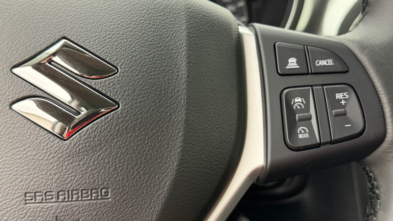 SUZUKI Vitara 1.4 Boosterjet Compact Top 4x4 Hybrid Automatic-image-9