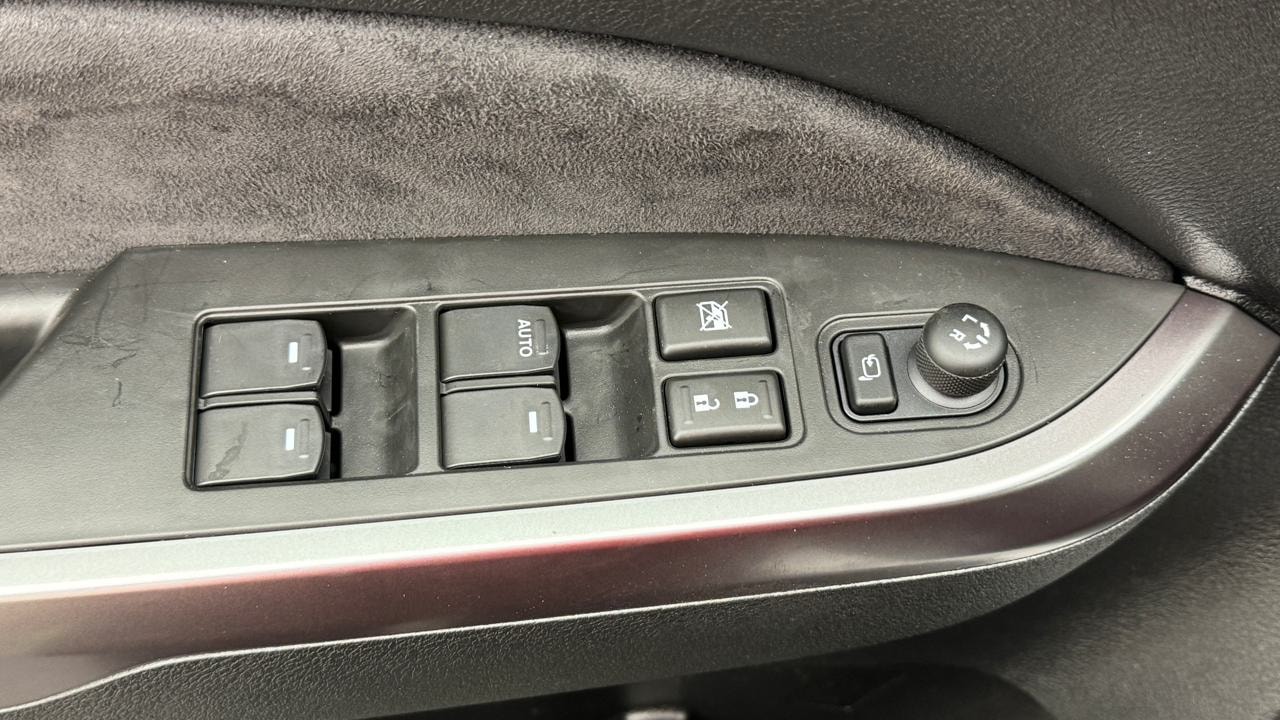 SUZUKI Vitara 1.4 Boosterjet Compact Top 4x4 Hybrid Automatic-image-8