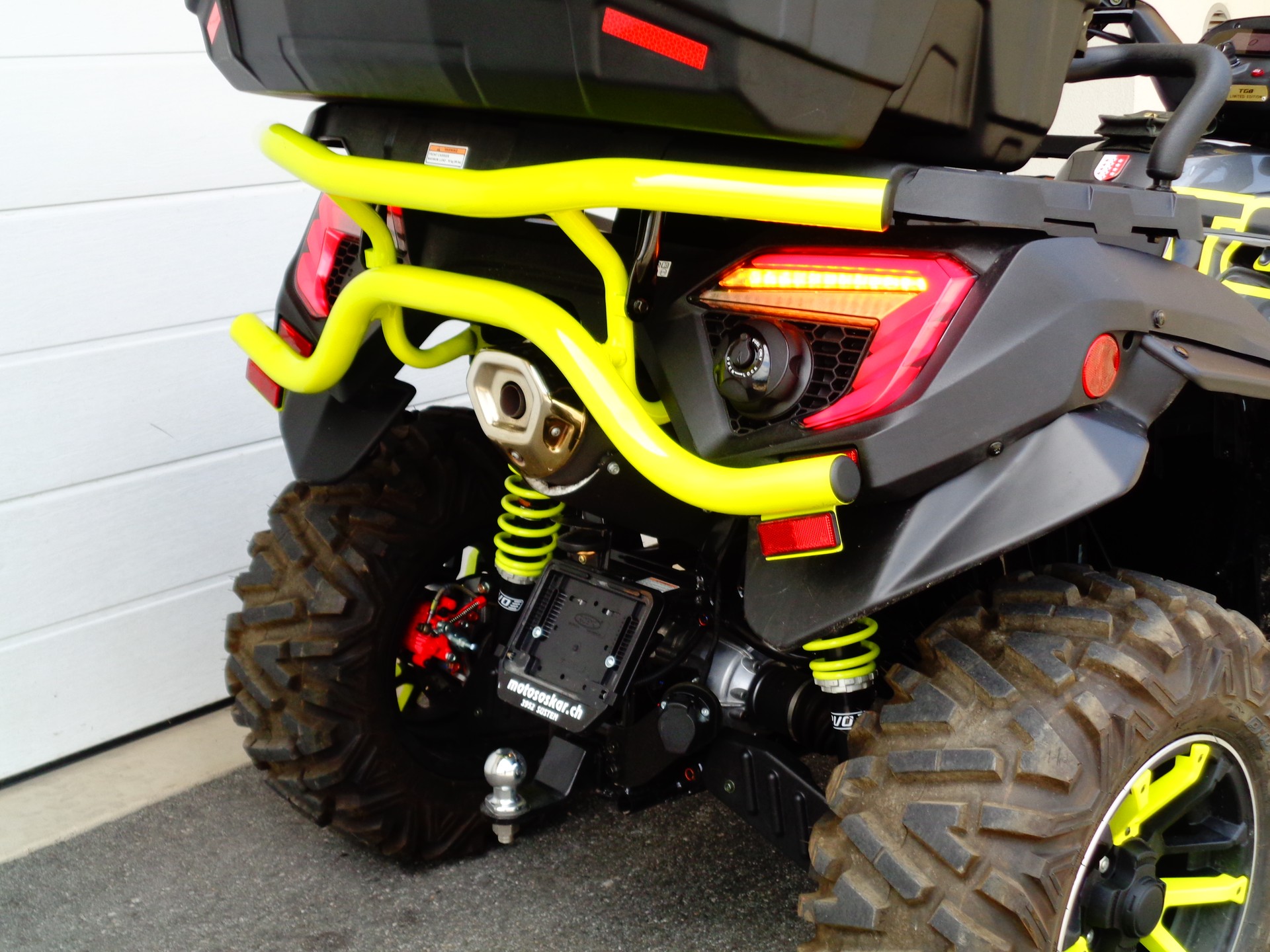 TGB Blade 1000 EFI EPS LTX MAX 4x4 LTD (Limited E.) 83PS-showroom-element-2