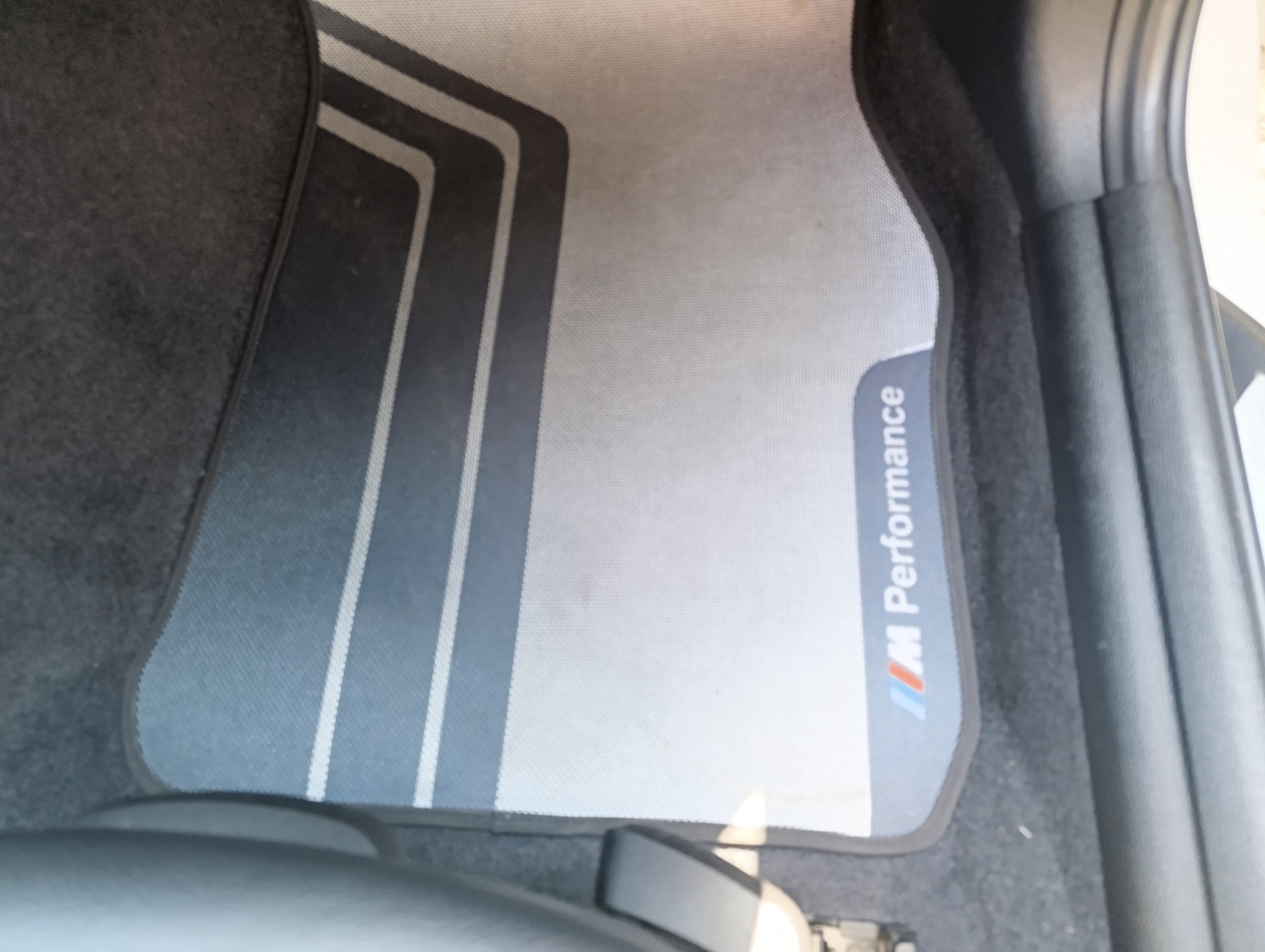BMW M135i xDrive-image-4