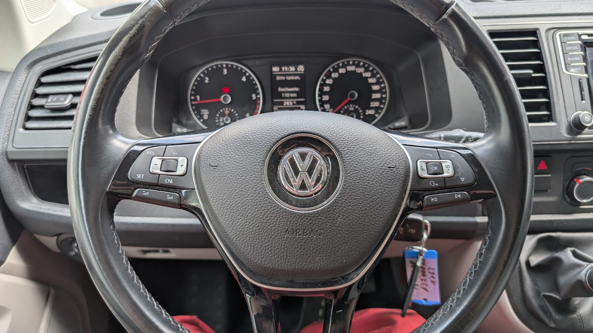 VW T6 2.0 TDI 4Motion-image-17