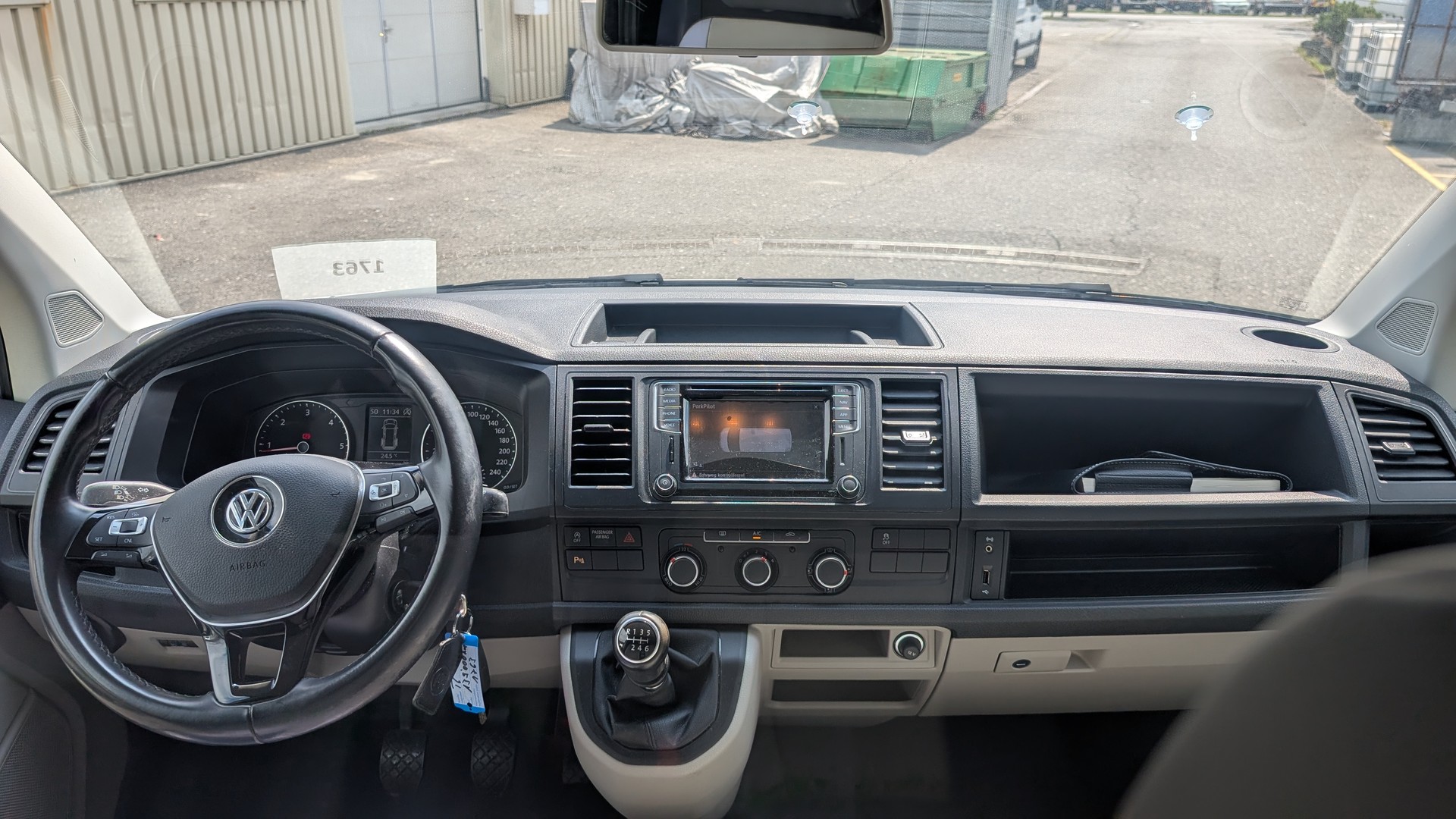 VW T6 2.0 TDI 4Motion-image-14