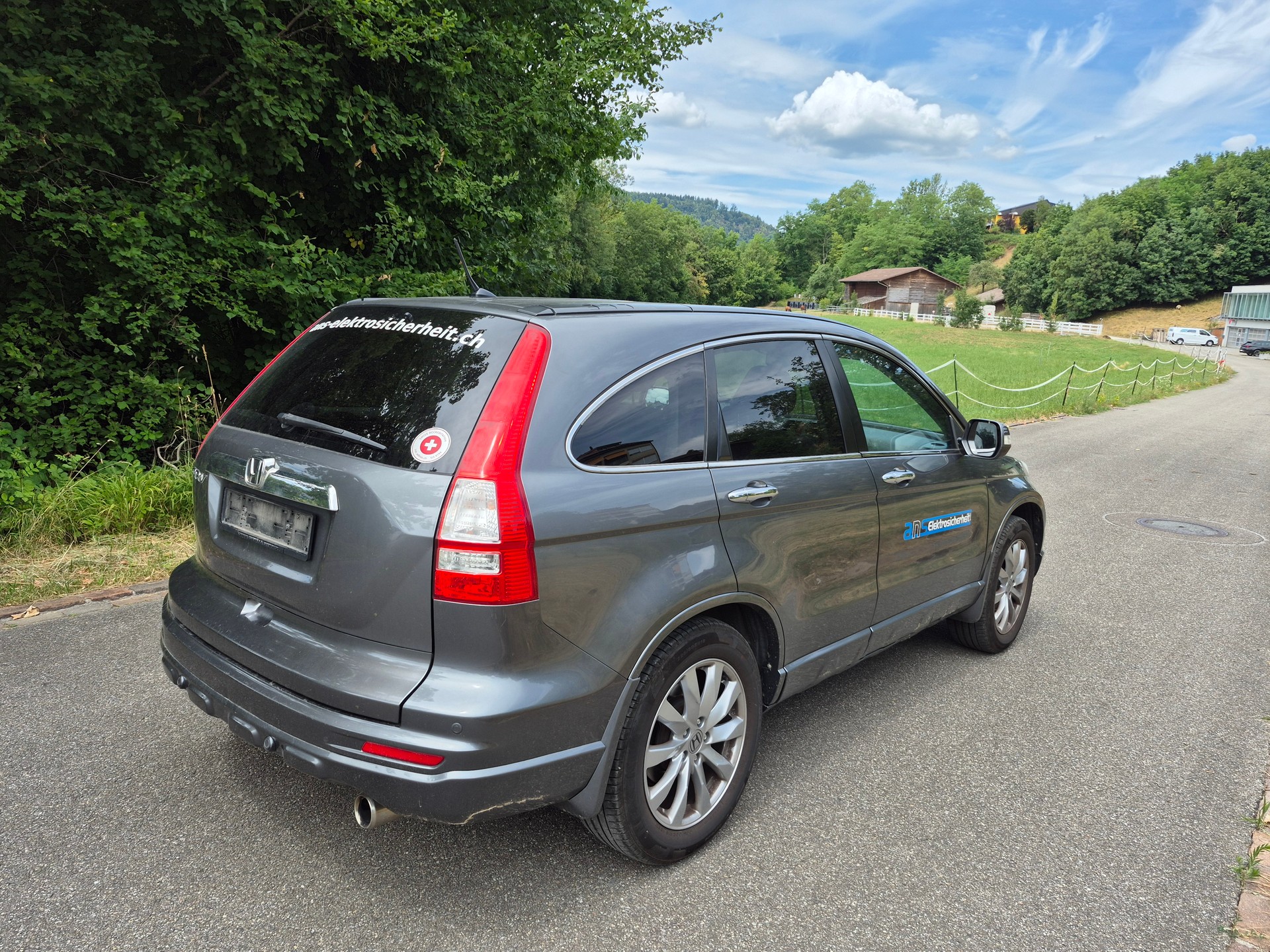 HONDA CR-V 2.0 4WD Executive-image-3