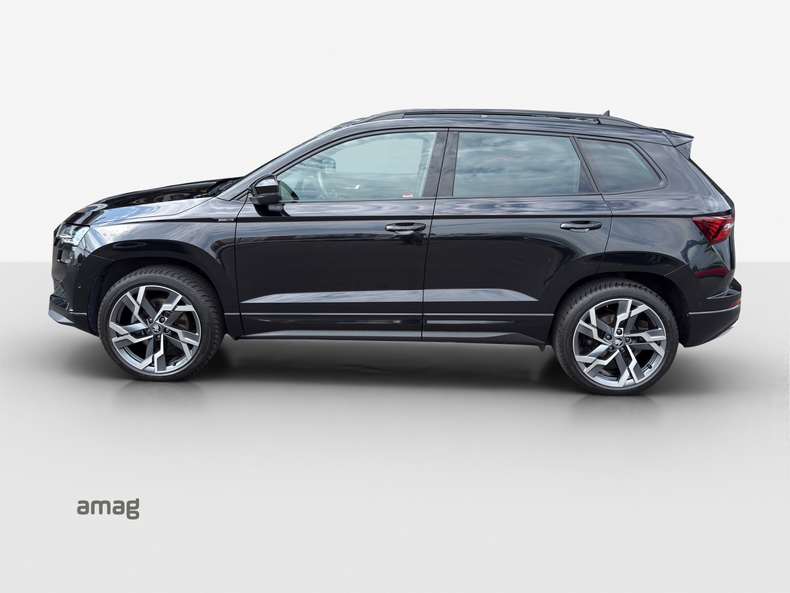 SKODA Karoq 2.0 TSI SportLine 4x4 DSG-image-1