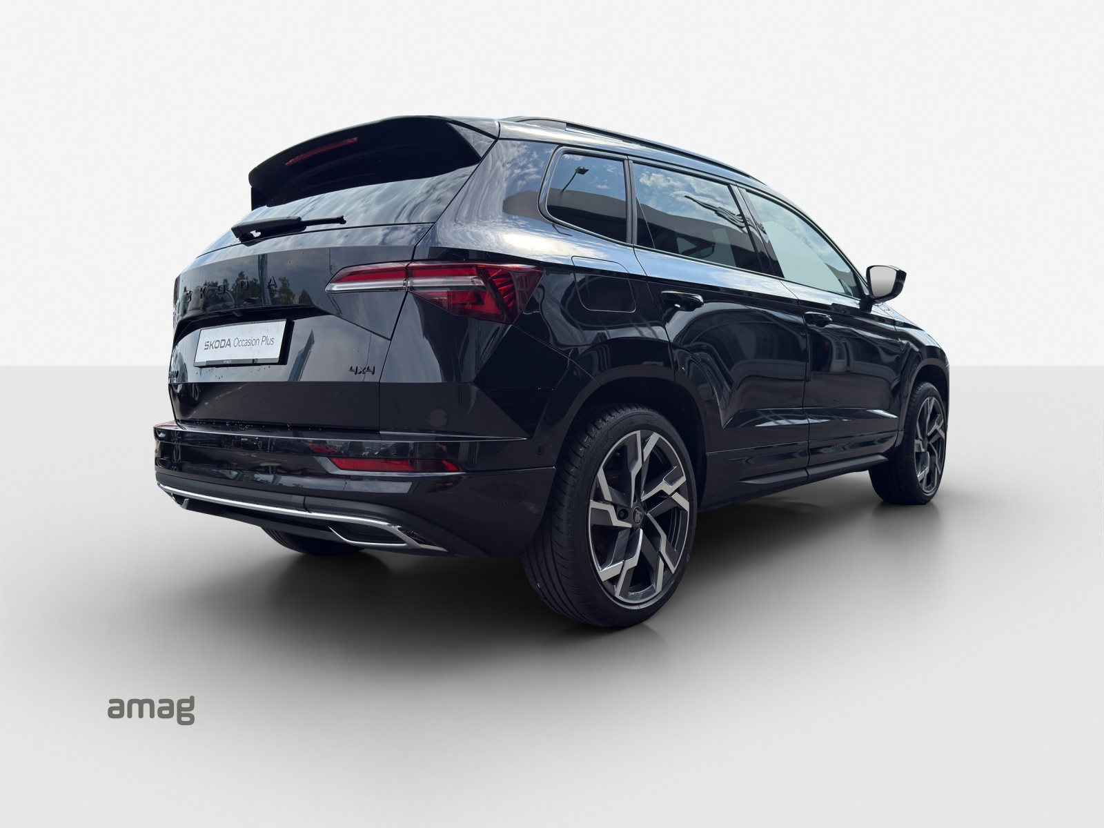 SKODA Karoq 2.0 TSI SportLine 4x4 DSG-image-4