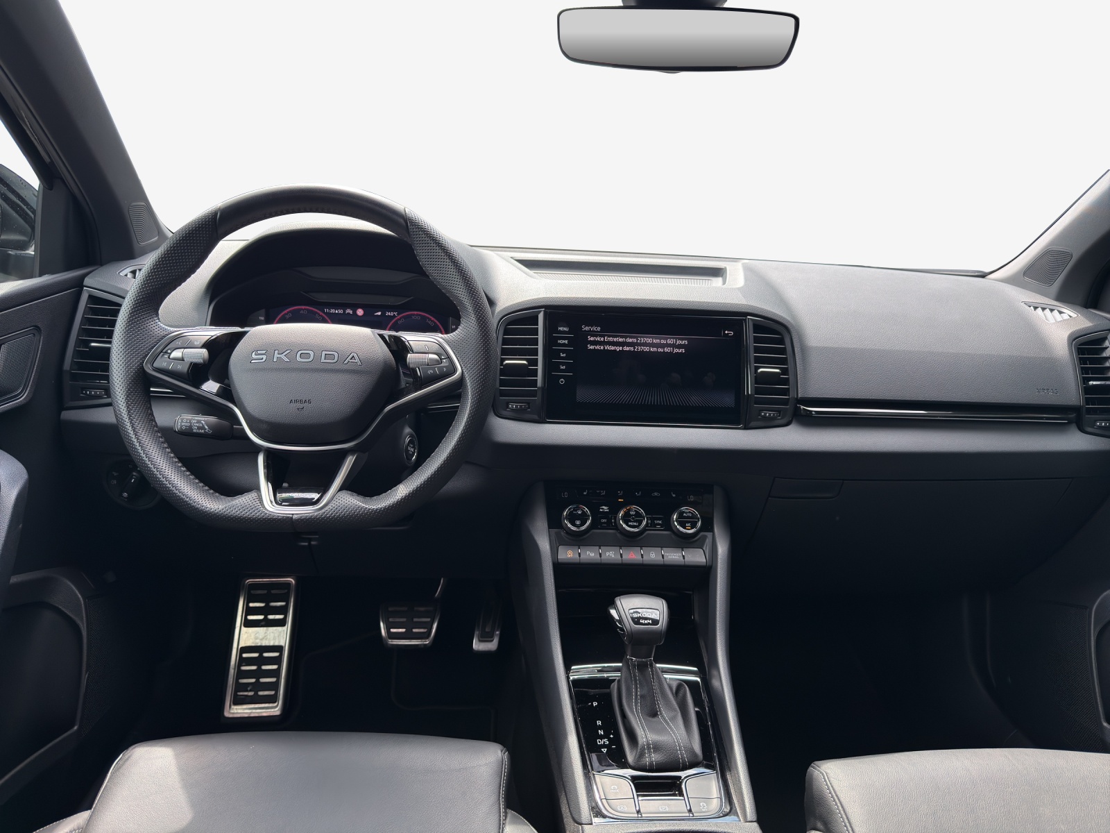 SKODA Karoq 2.0 TSI SportLine 4x4 DSG-image-8