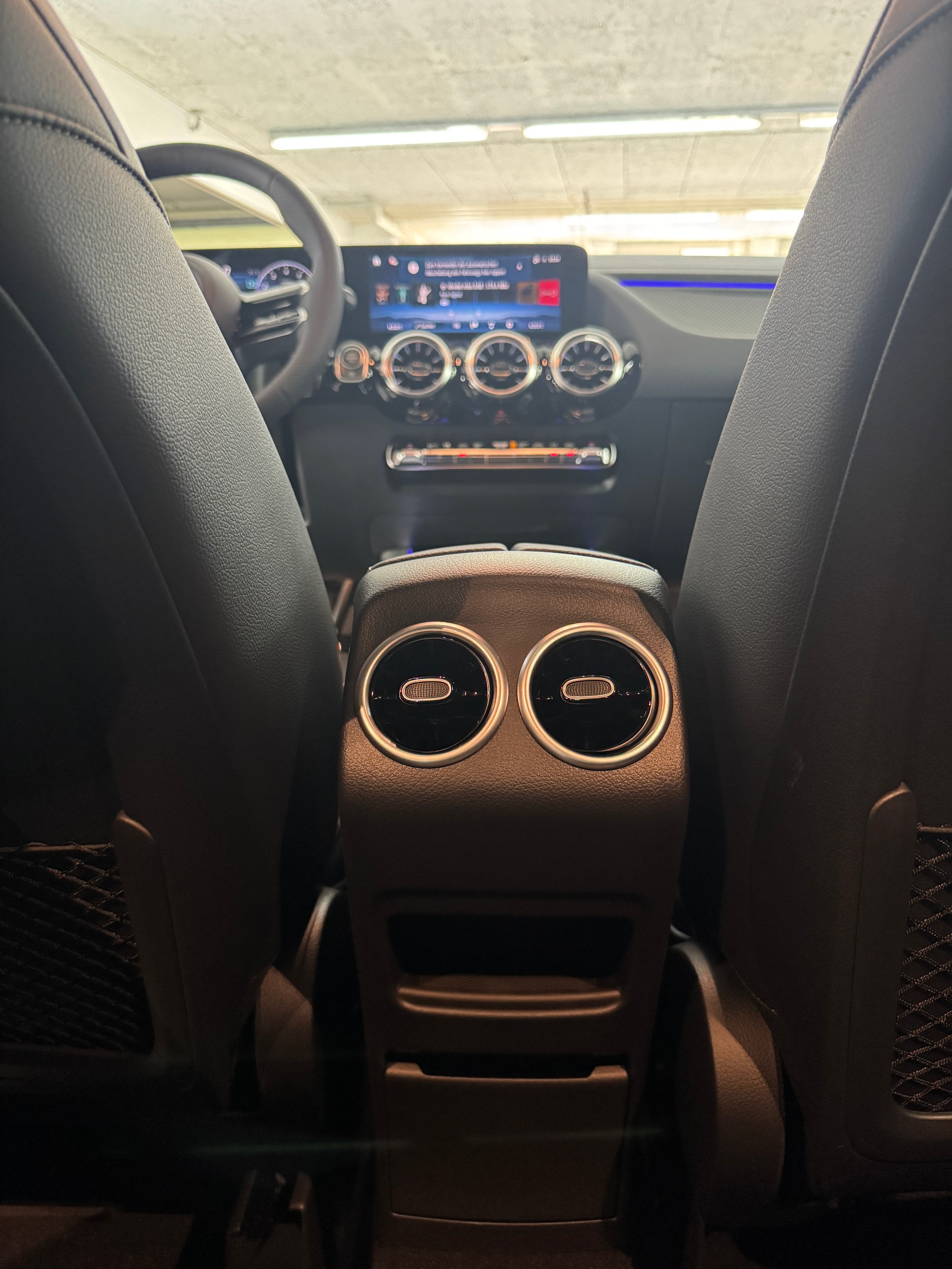 MERCEDES-BENZ GLA 250 4Matic Swiss Star-image-12