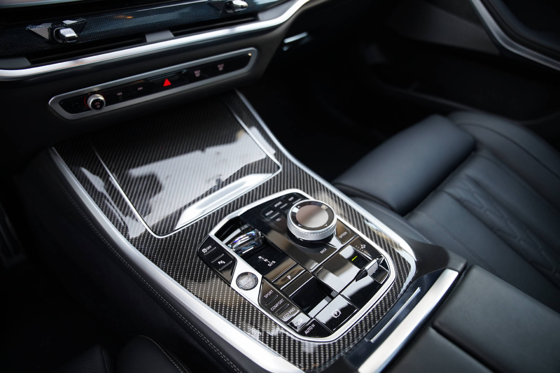 BMW X5 xDrive 48V 30d M Sport Pro Steptronic-image-13