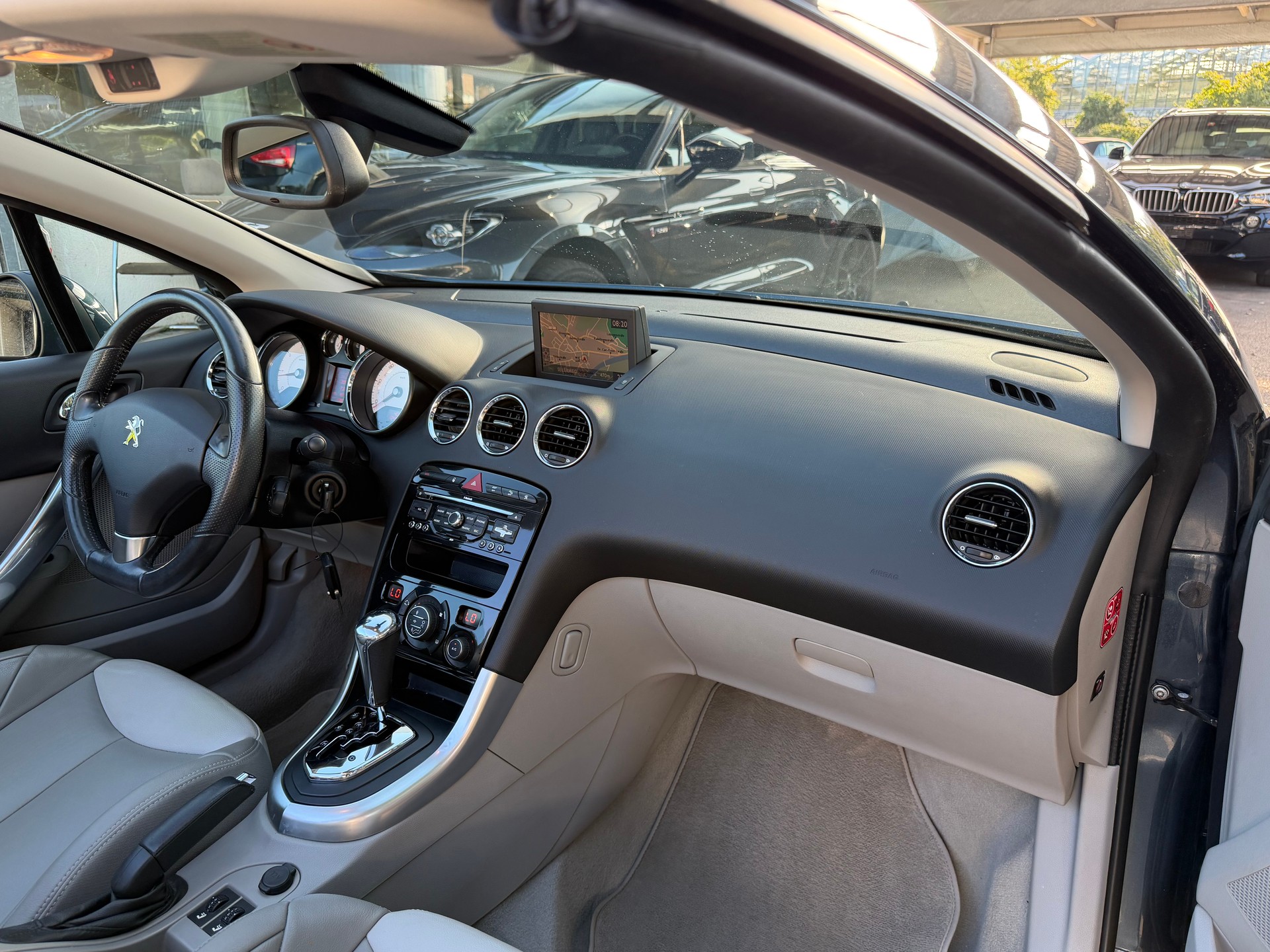PEUGEOT 308 CC 1.6 16V Turbo Allure Automatic-image-17