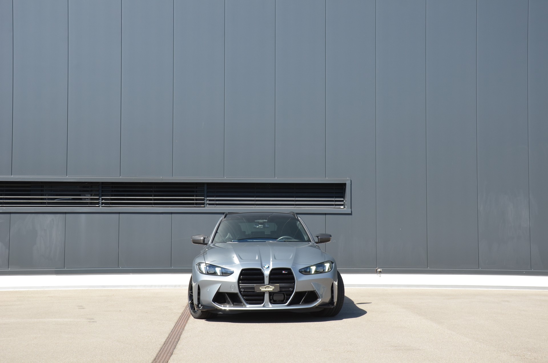 BMW M3 Touring xDrive Competition M-image-5