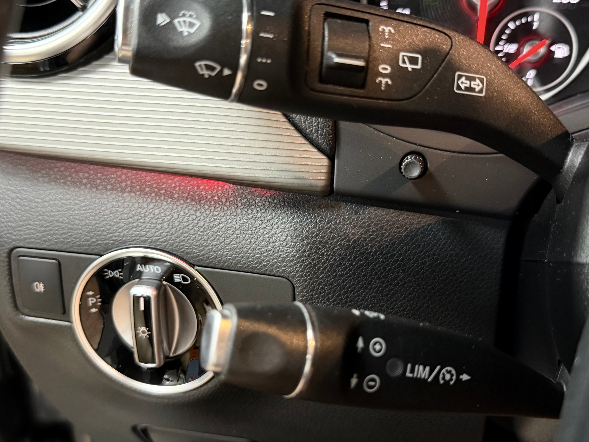 MERCEDES-BENZ B 200 Style 7G-DCT-image-13