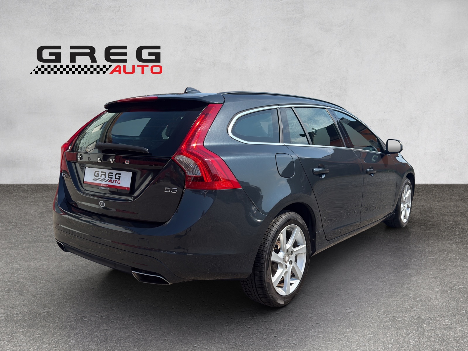 VOLVO V60 D5 Momentum Geartronic-showroom-element-3