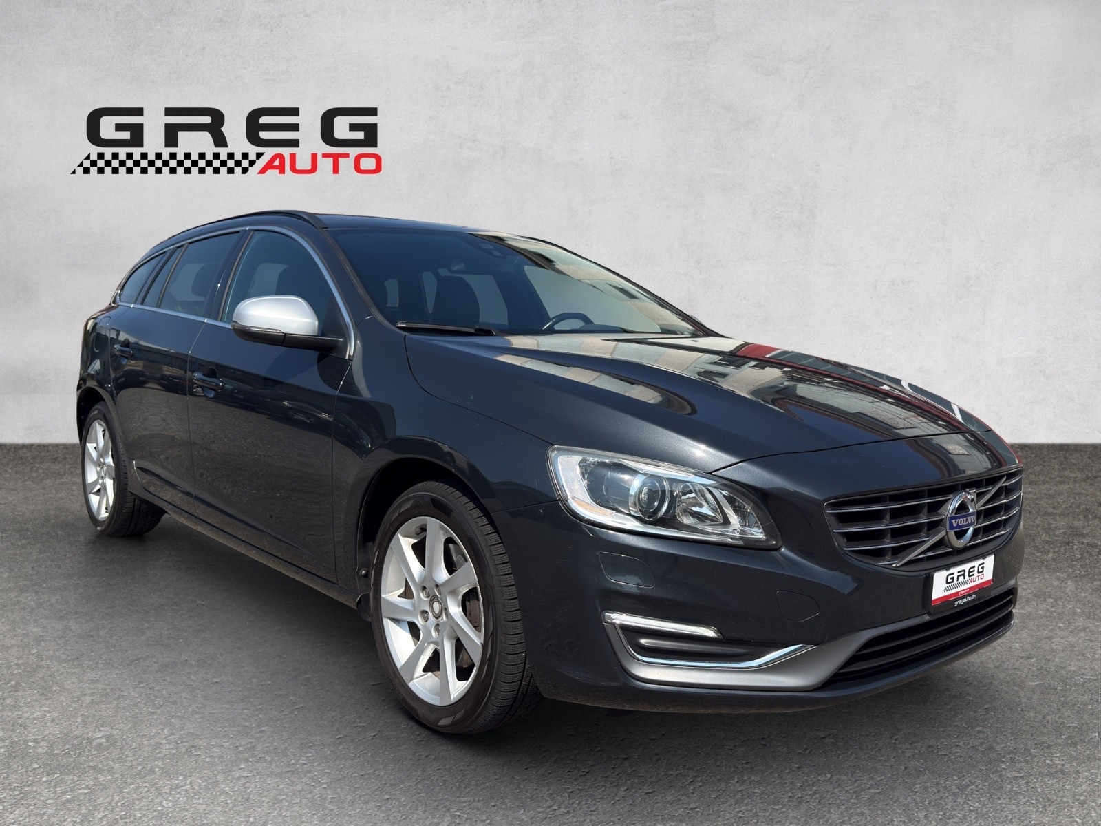 VOLVO V60 D5 Momentum Geartronic