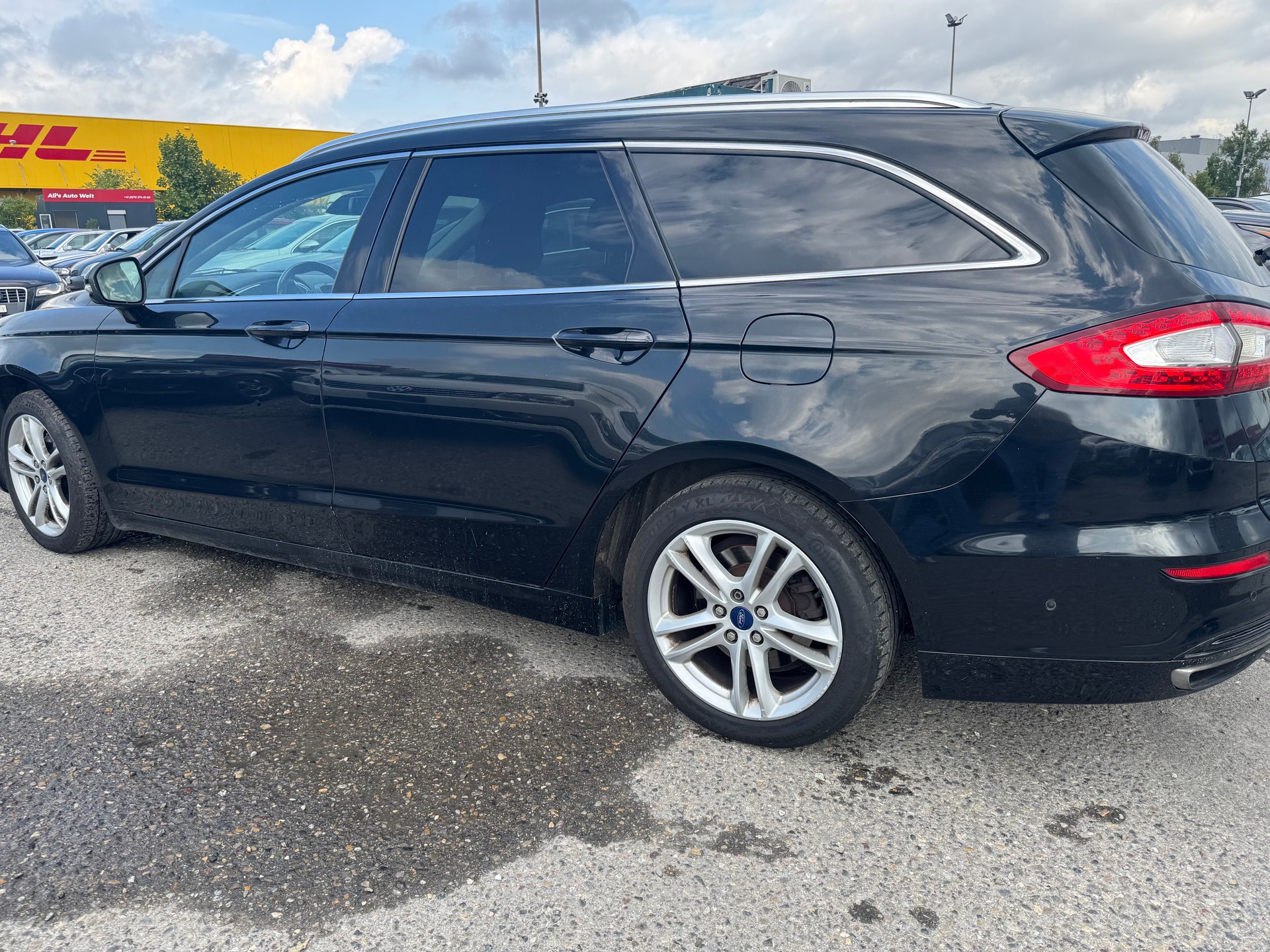 FORD Mondeo 2.0 EcoBoost SCTi Titanium Automatic-image-4