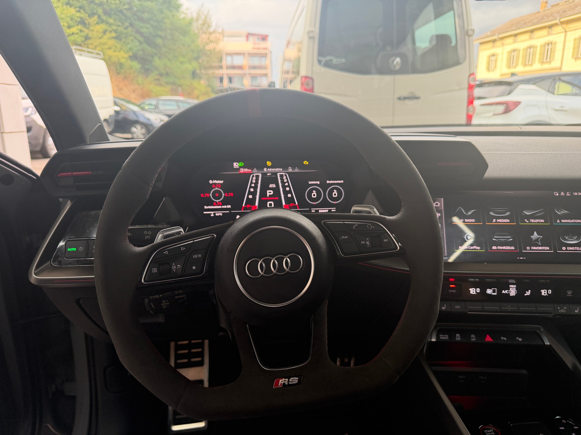 AUDI RS3 Limousine 2.5 TSI quattro S-tronic-image-6