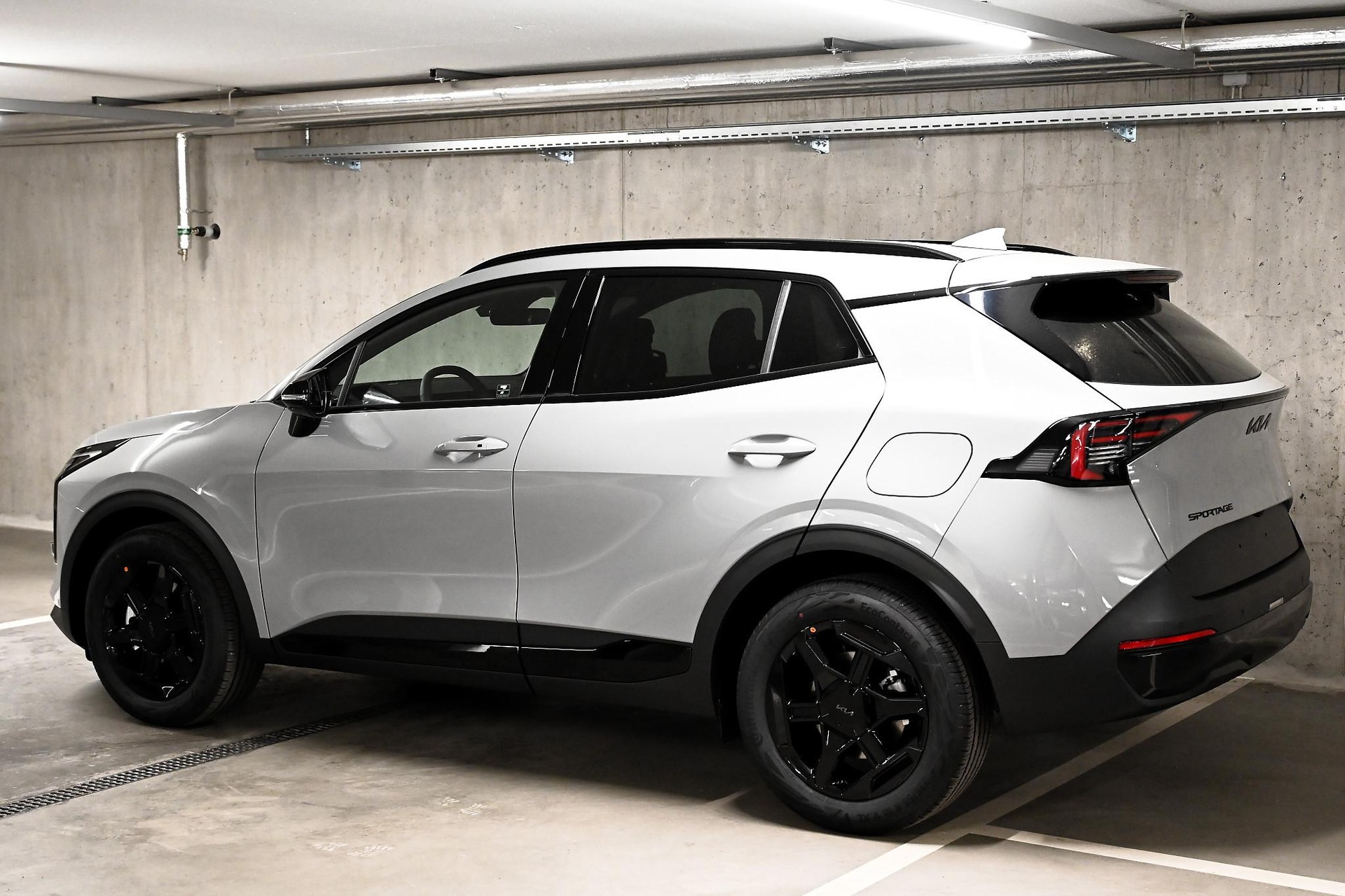KIA Sportage 1.6 T-GDi Hybrid Black Edition-image-7