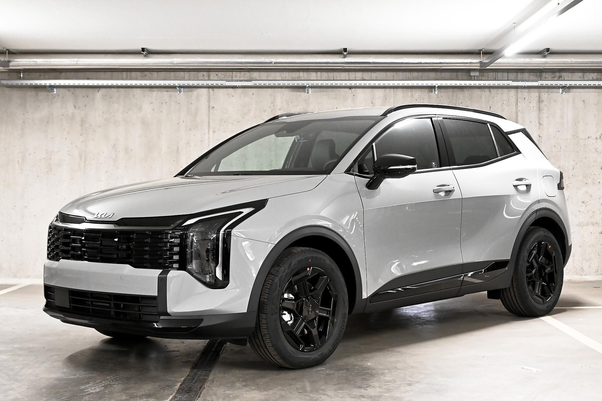 KIA Sportage 1.6 T-GDi Hybrid Black Edition-image-0