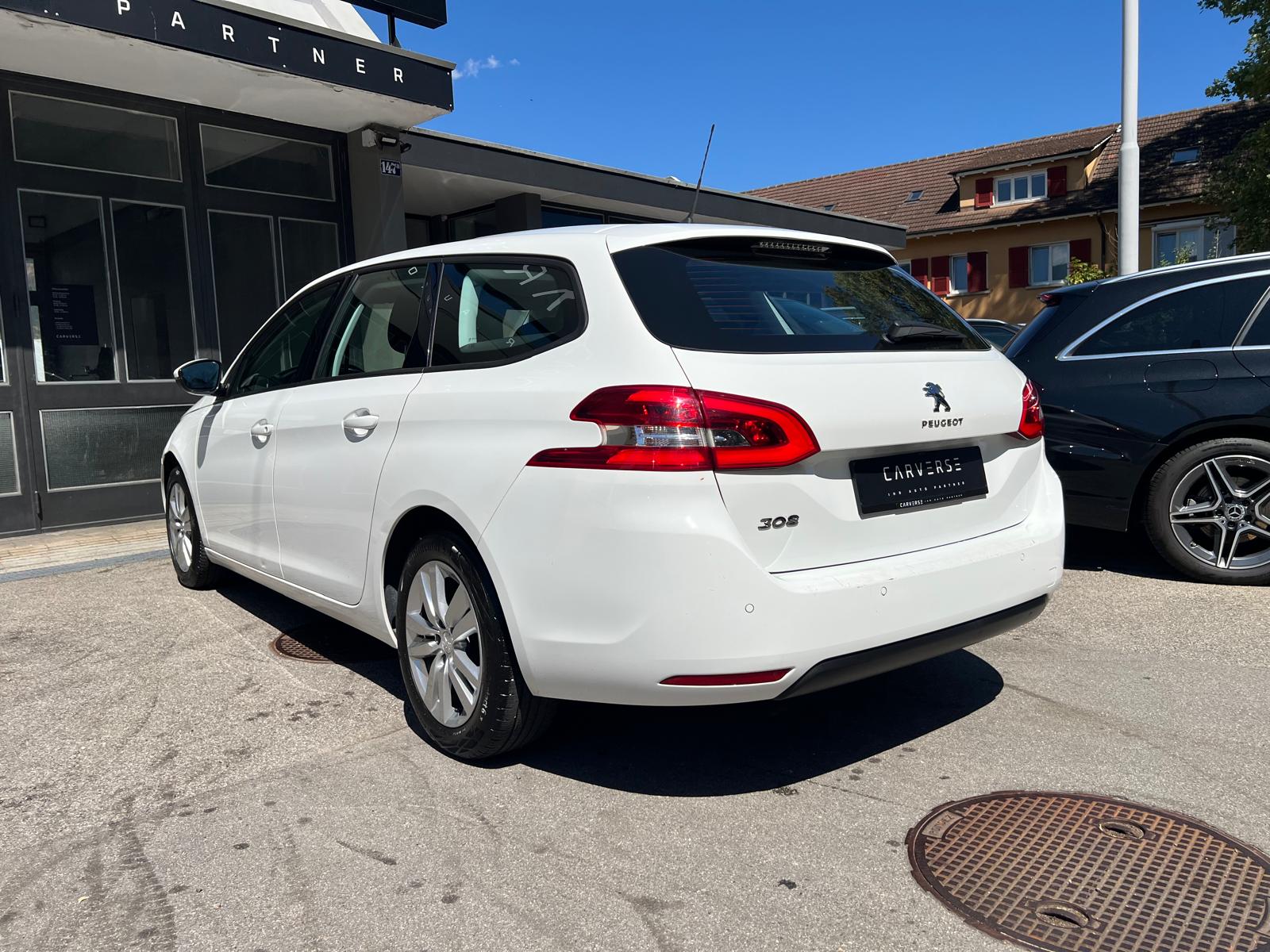 PEUGEOT 308 SW 1.2 PureTech 130 Allure S/S-image-3