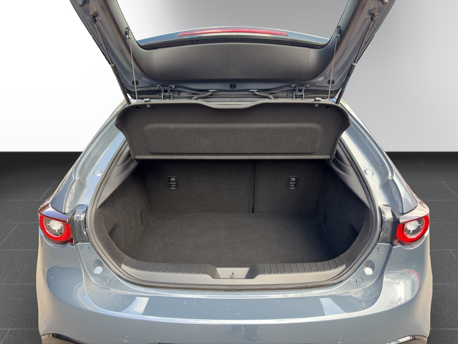 MAZDA 3 Hatchback SKYACTIV-G M Hybrid 140 Centre Line Automat-image-6