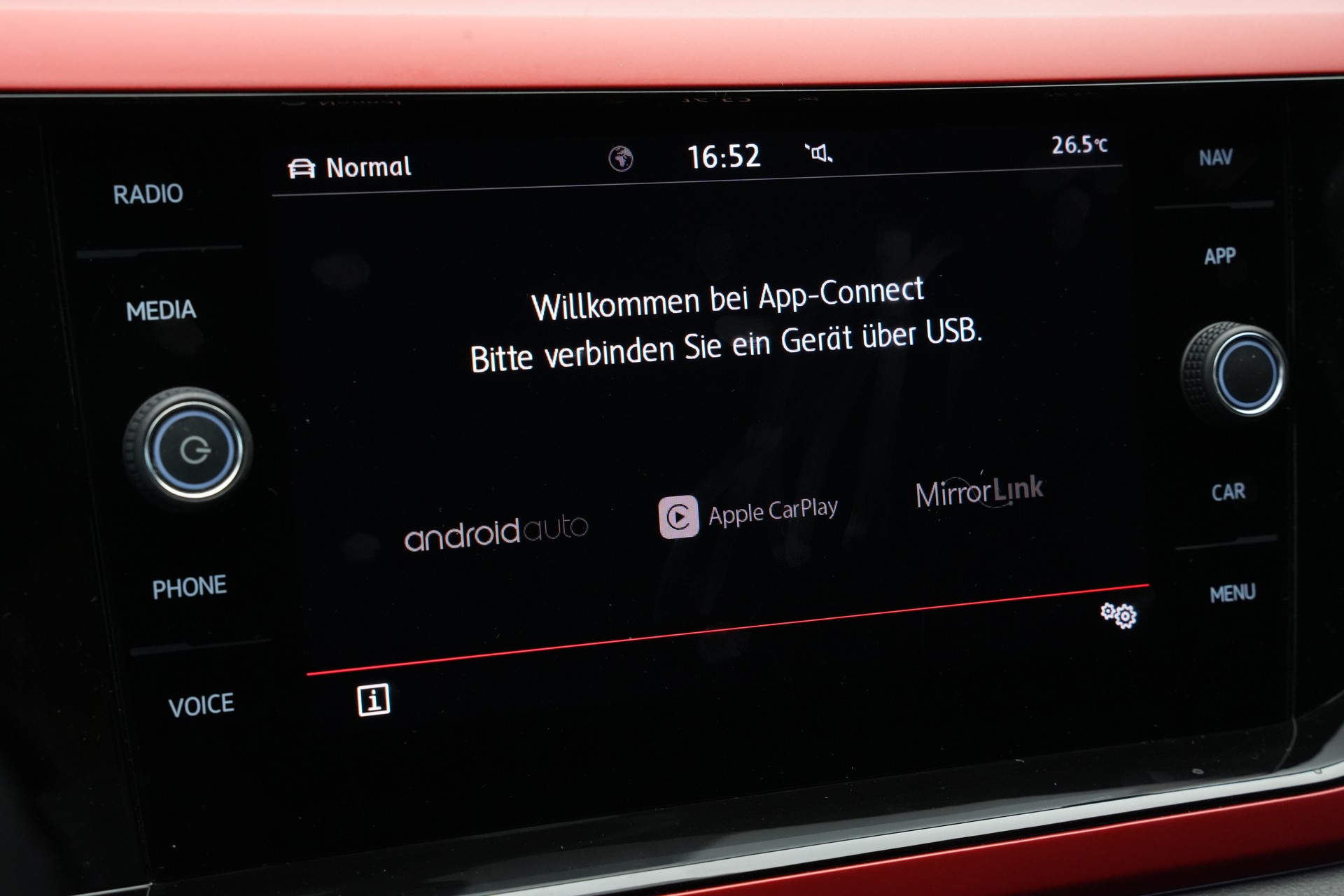 VW Polo 2.0 TSI GTI DSG *CH-Fahrzeug*-image-31