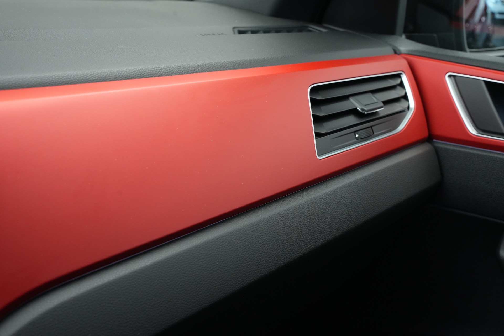 VW Polo 2.0 TSI GTI DSG *CH-Fahrzeug*-image-22