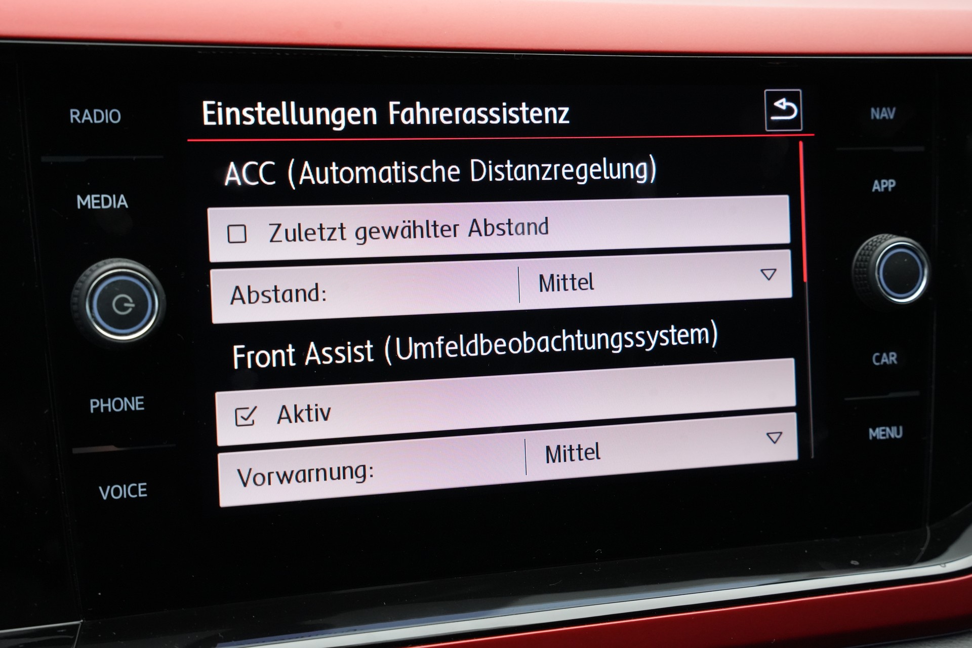 VW Polo 2.0 TSI GTI DSG *CH-Fahrzeug*-image-28
