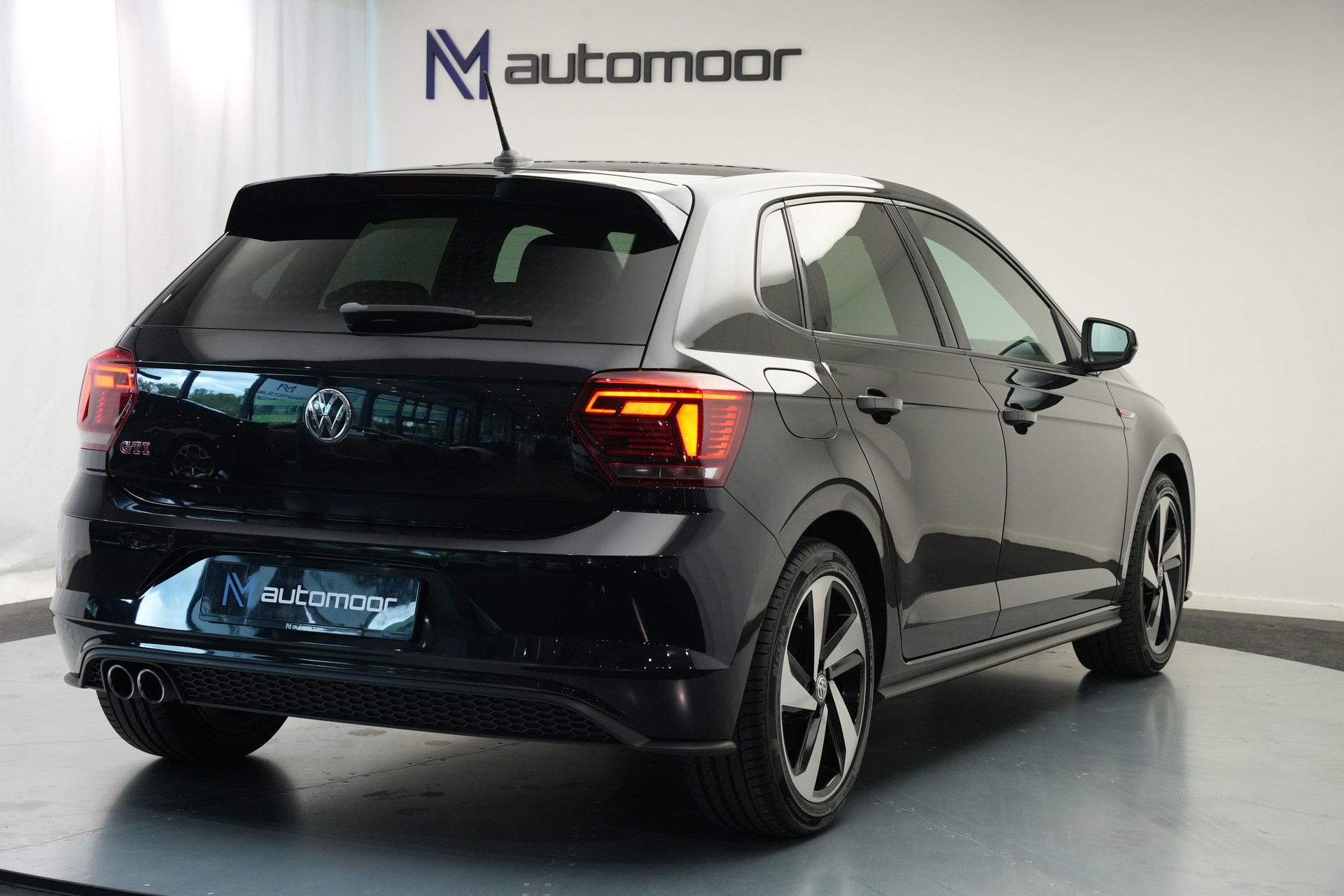 VW Polo 2.0 TSI GTI DSG *CH-Fahrzeug*-image-38