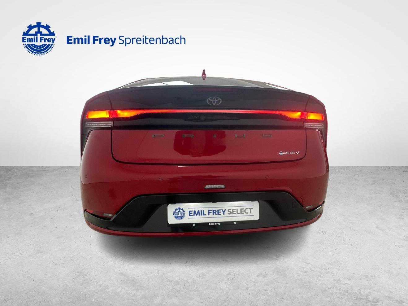 TOYOTA Prius 2.0 Plug-In-Hybrid Style-image-3