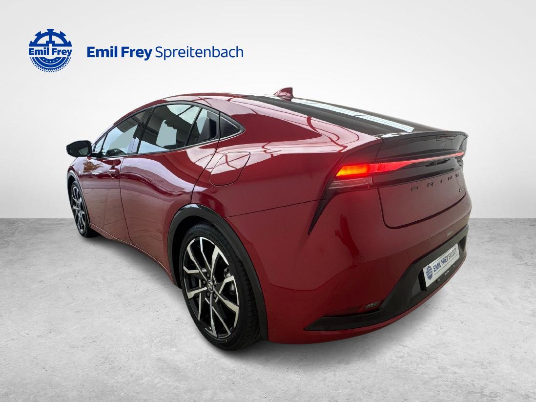 TOYOTA Prius 2.0 Plug-In-Hybrid Style-image-2