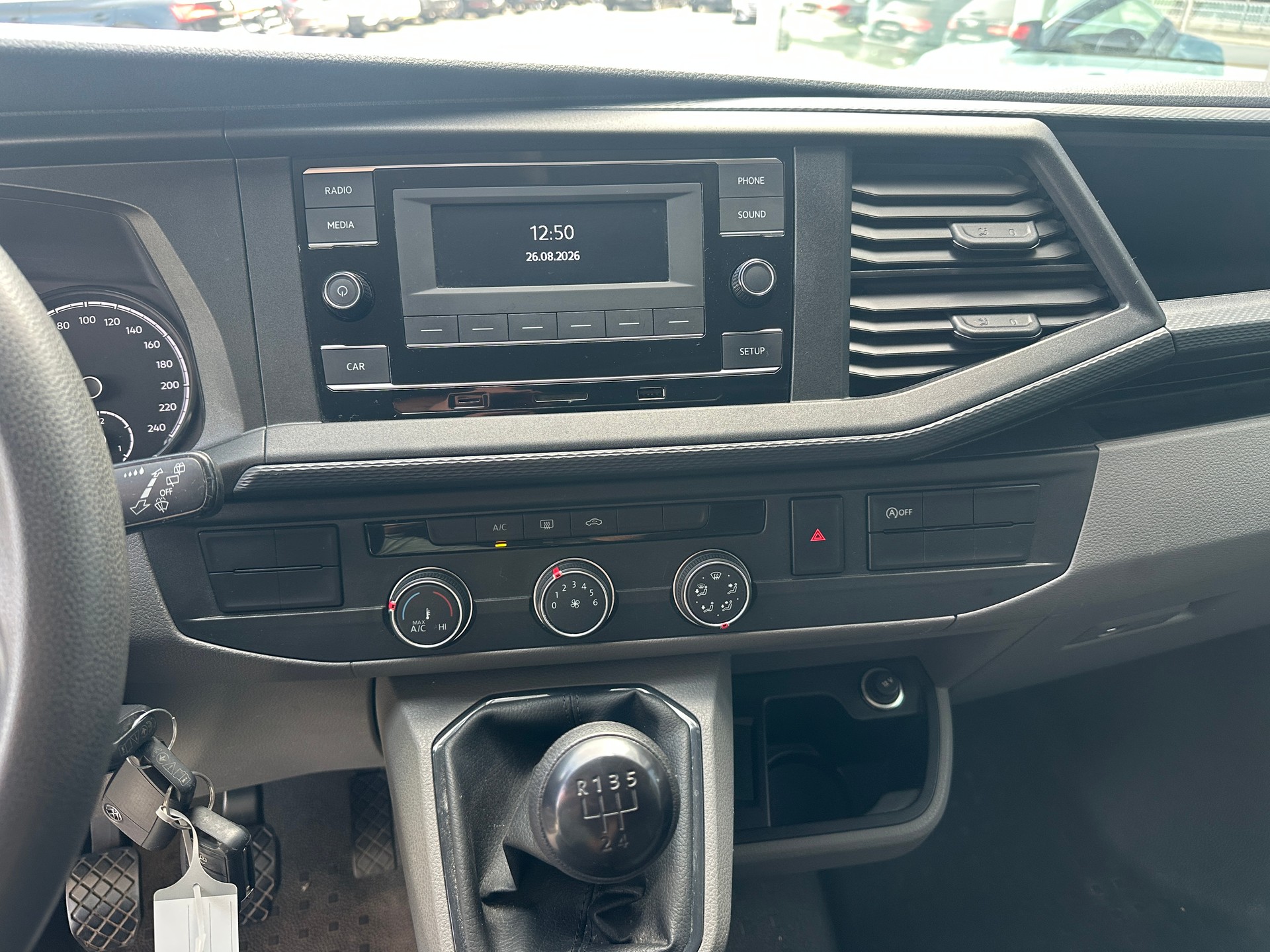 VW T6.1 2.0 TDI 3000 Kasten-image-12