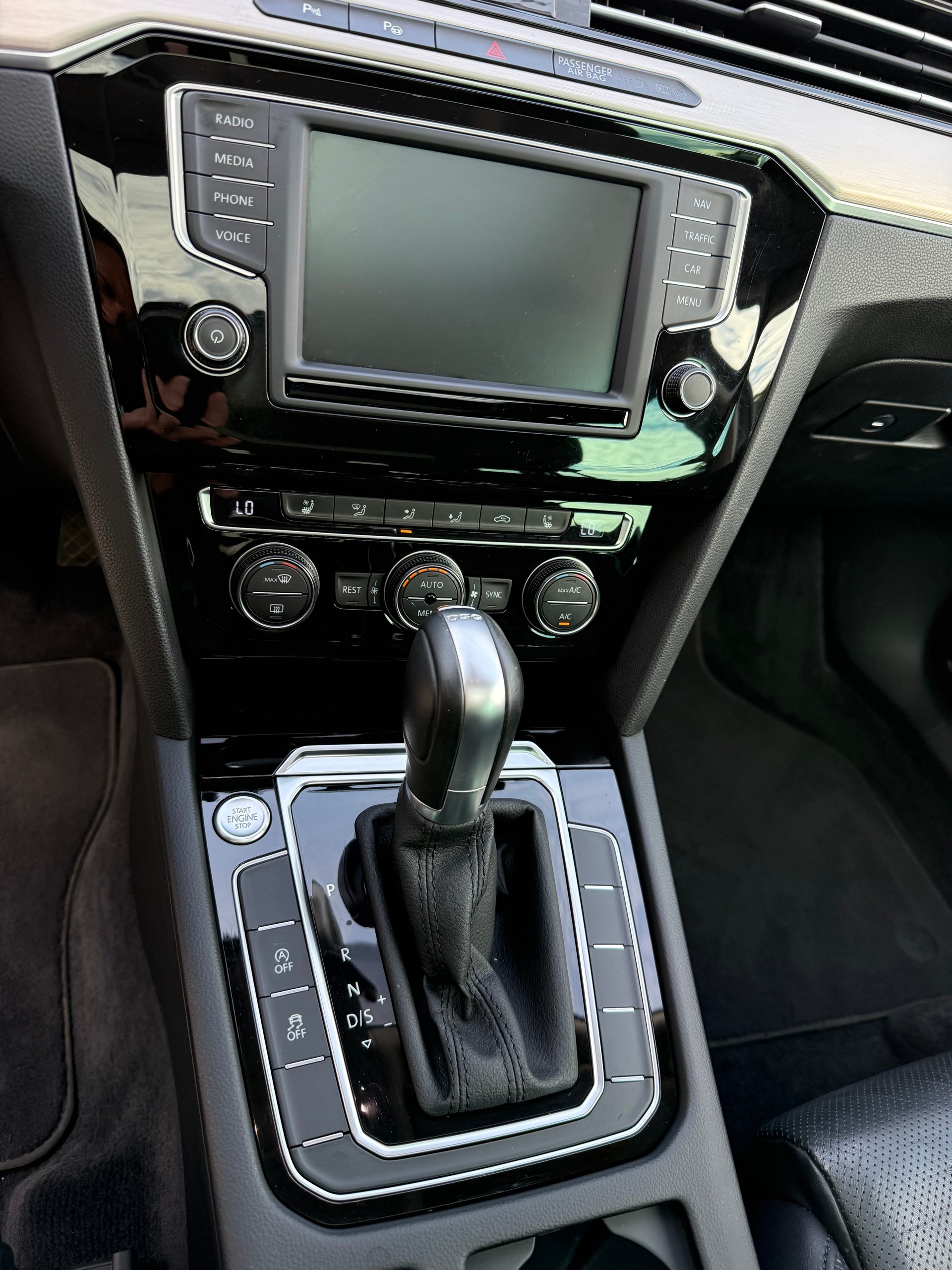 VW Passat Variant 1.8 TSI BMT Highline DSG 4matic-image-12