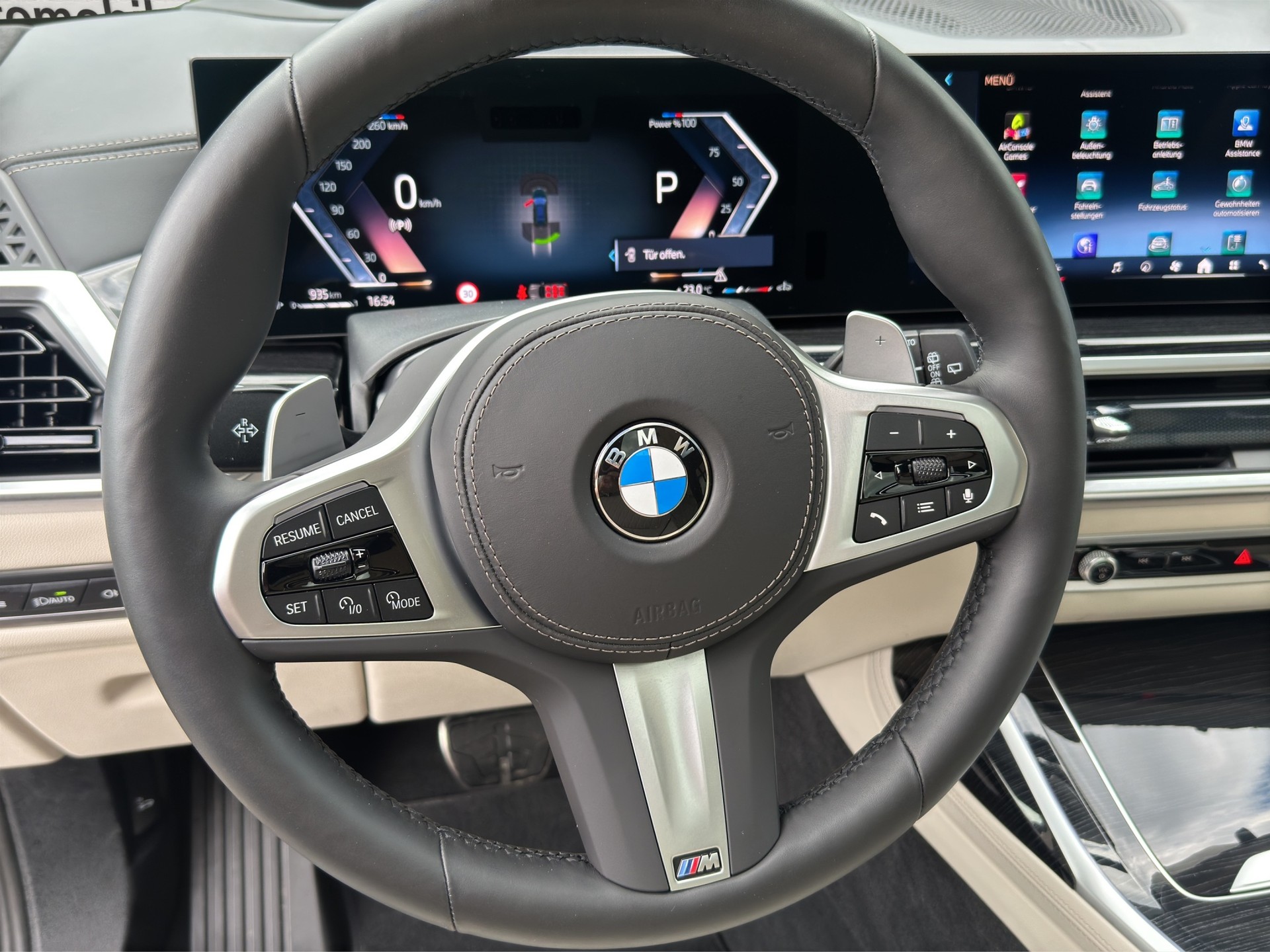 BMW X7 xDrive 48V 40d M Sport Pro (CH) AHK FACELIFT INDIVIDUAL-image-17