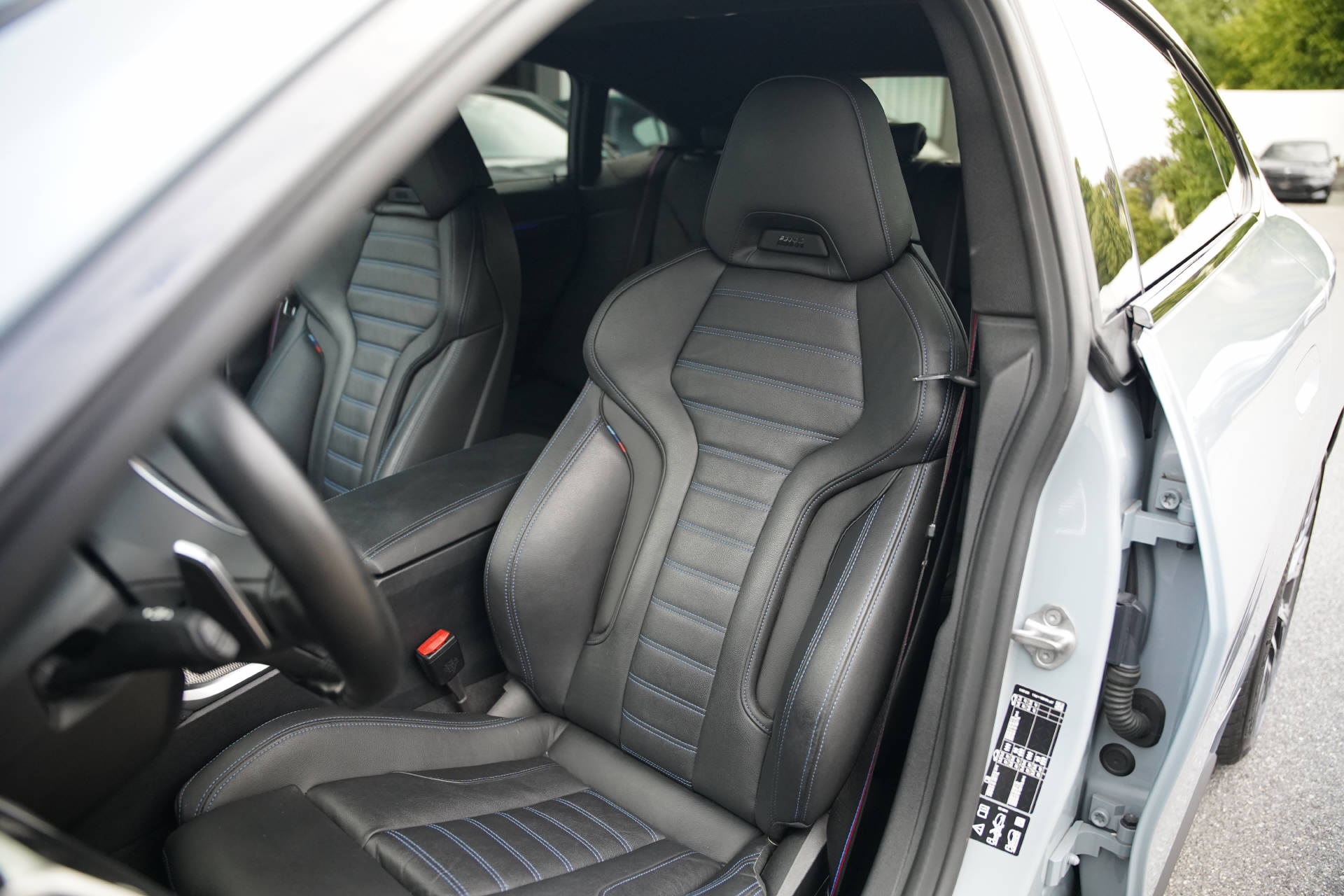 BMW M440i xDrive 48V Gran Coupé Steptronic-image-9