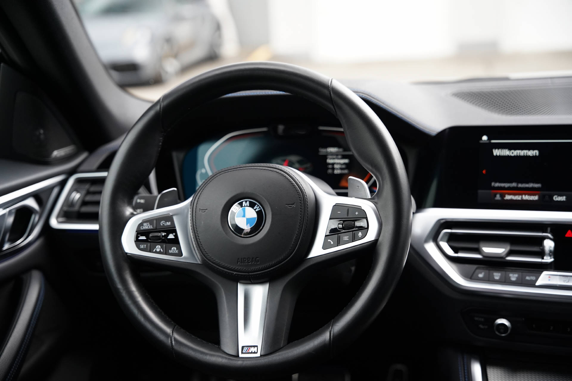 BMW M440i xDrive 48V Gran Coupé Steptronic-image-12