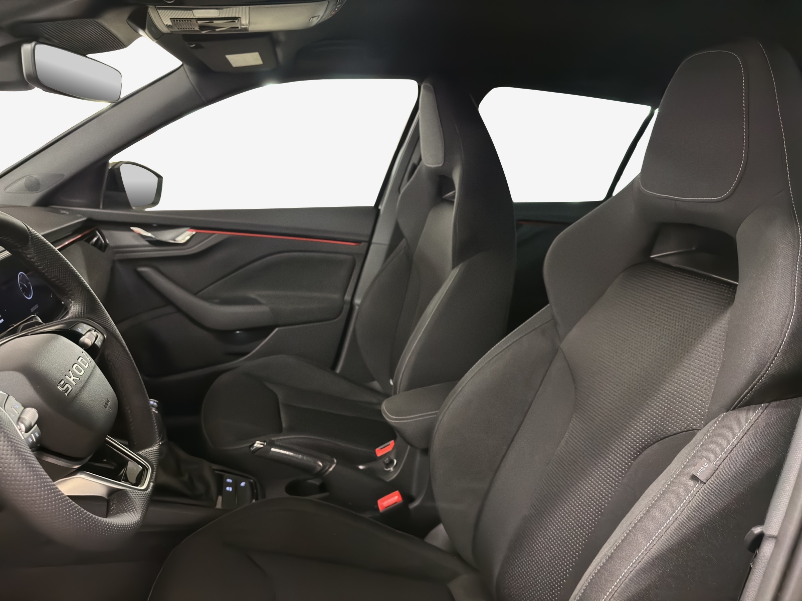 SKODA Kamiq 1.5 TSI Dynamic DSG-image-7