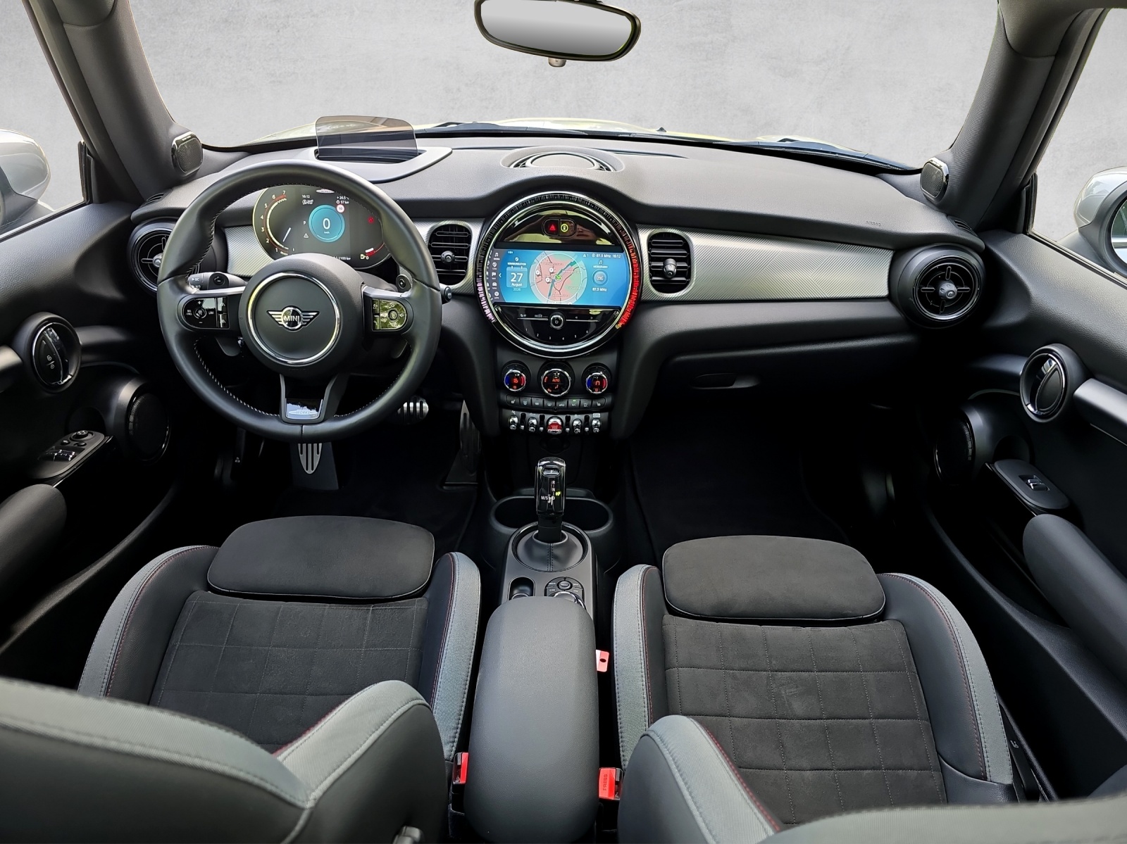 MINI Cooper John Cooper Works Steptronic-image-7