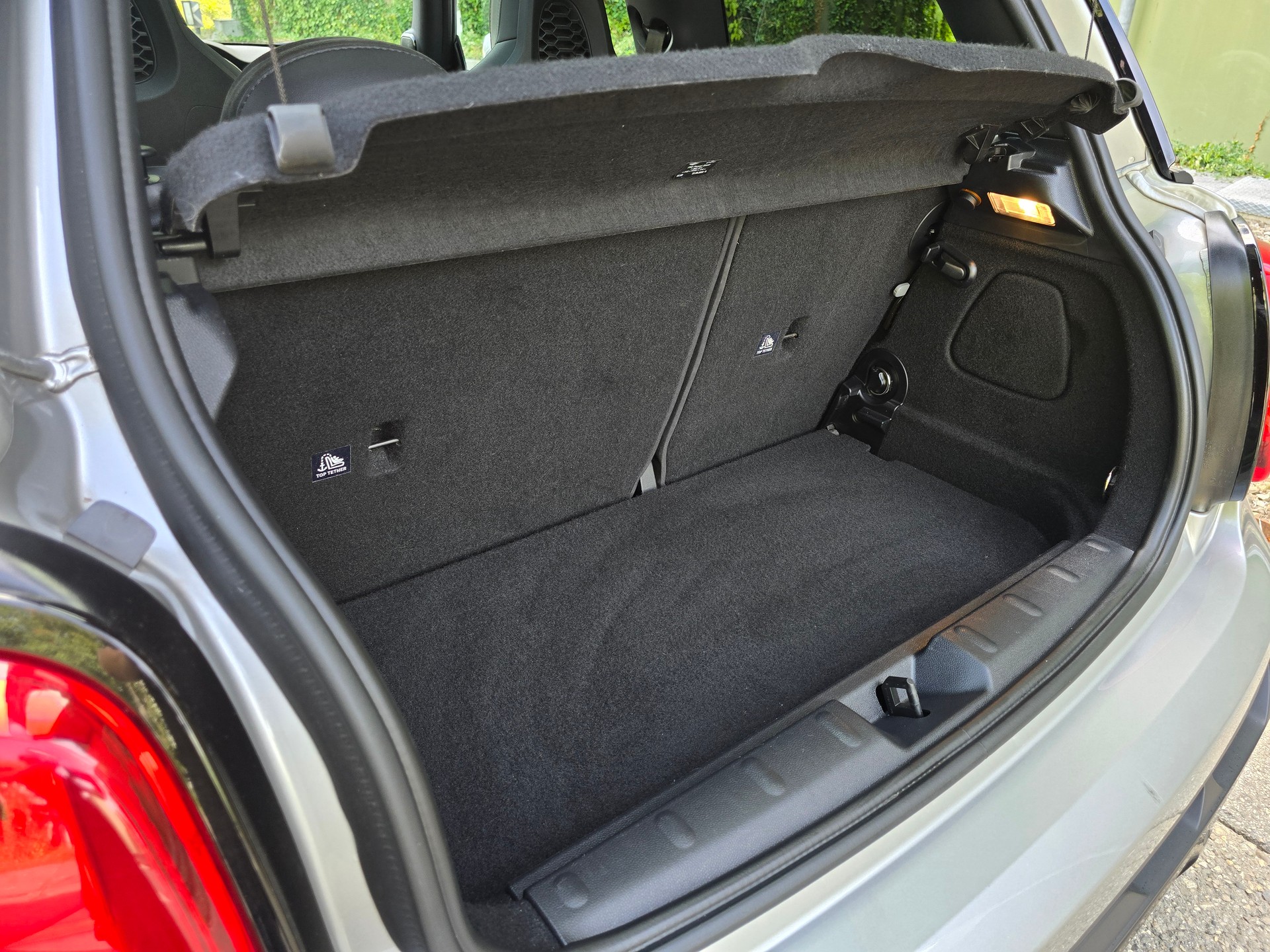 MINI Cooper John Cooper Works Steptronic-image-24