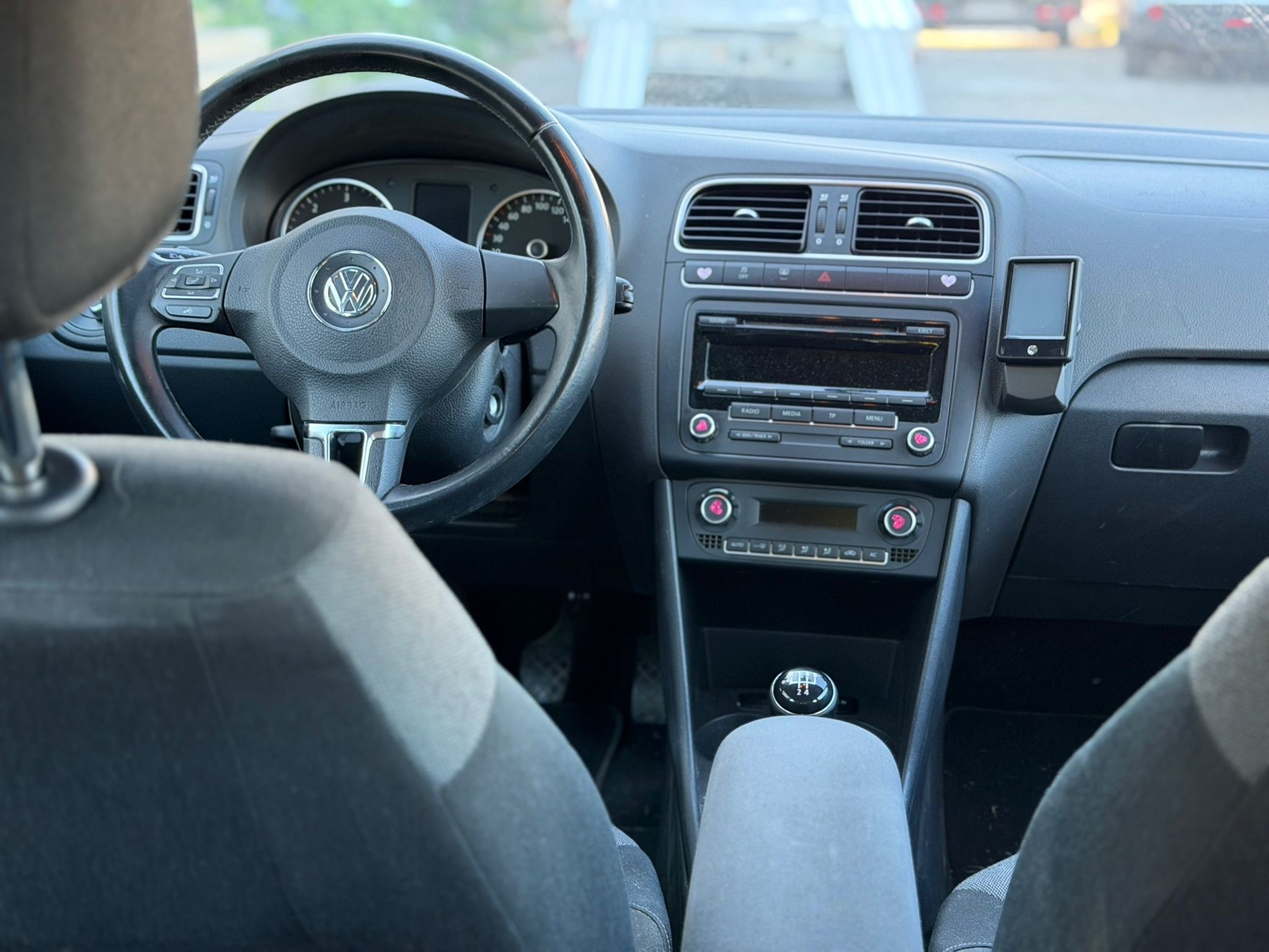 VW Polo 1.6 TDI Highline-image-9