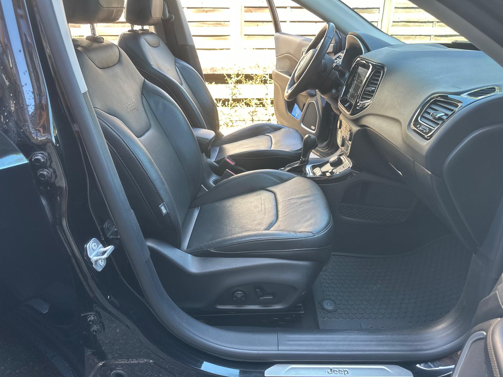 JEEP Compass 1.4 Turbo Limited AWD 9ATX-image-10