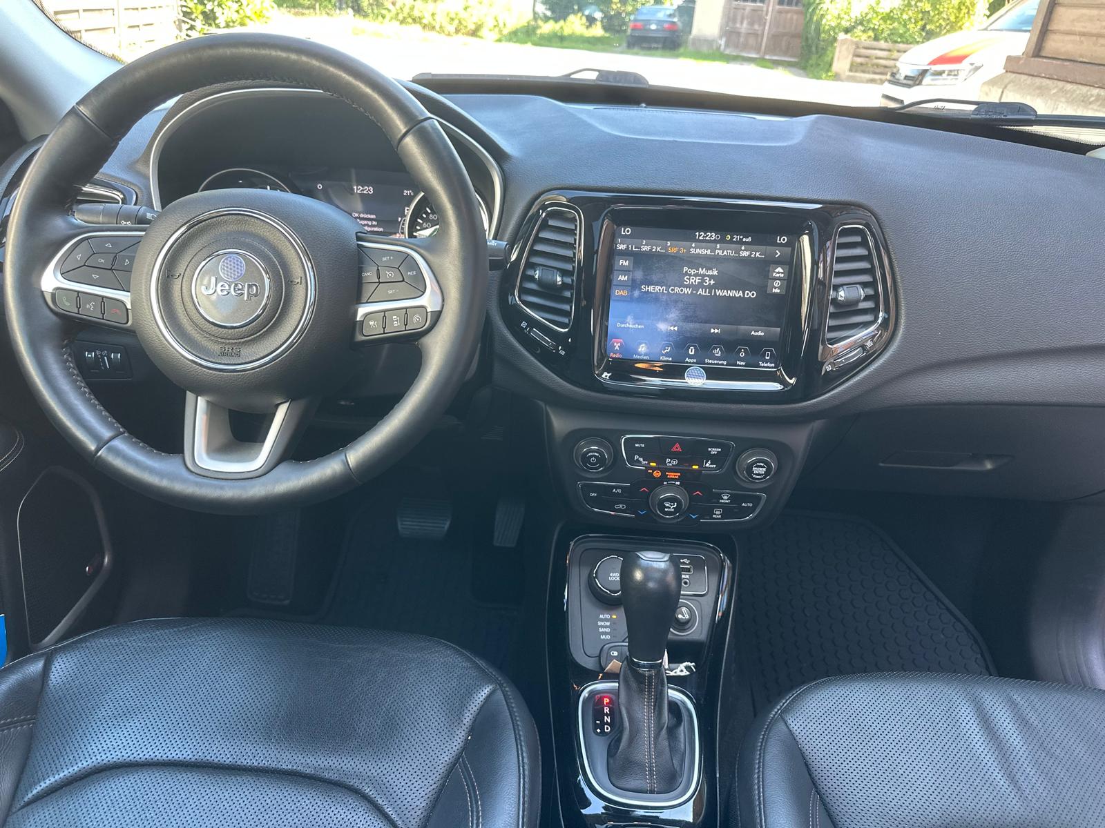 JEEP Compass 1.4 Turbo Limited AWD 9ATX-image-8