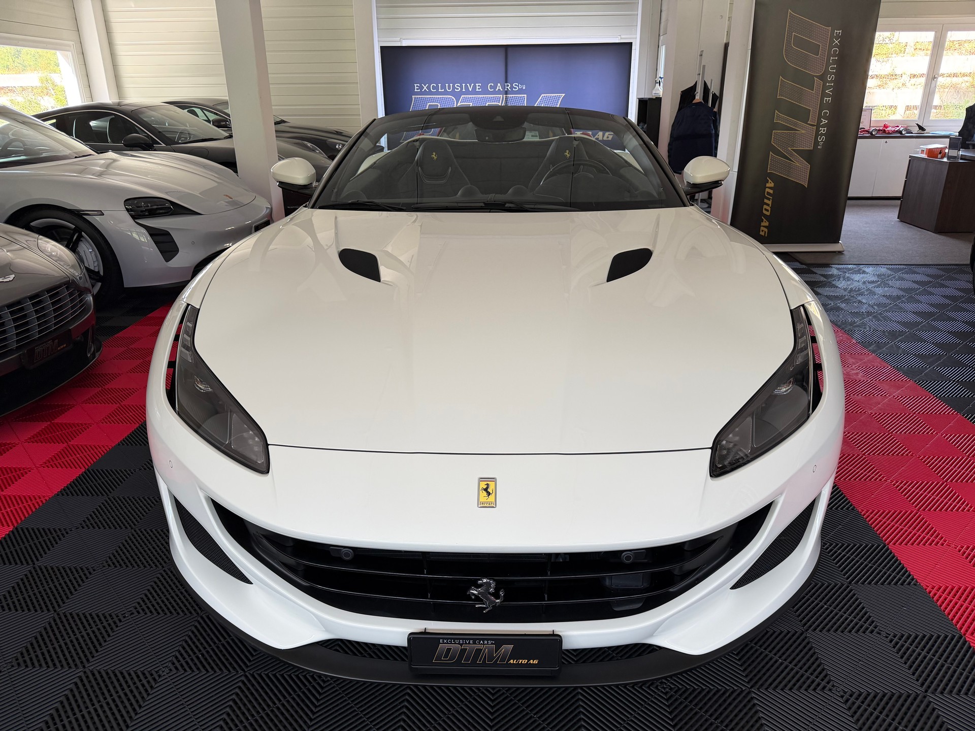 FERRARI Portofino 3.9 V8 T-image-6