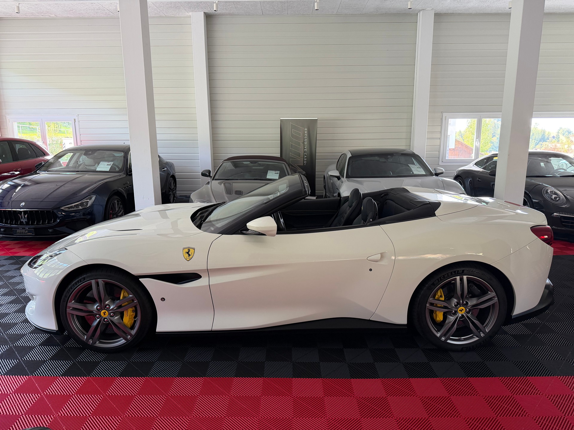 FERRARI Portofino 3.9 V8 T-image-1