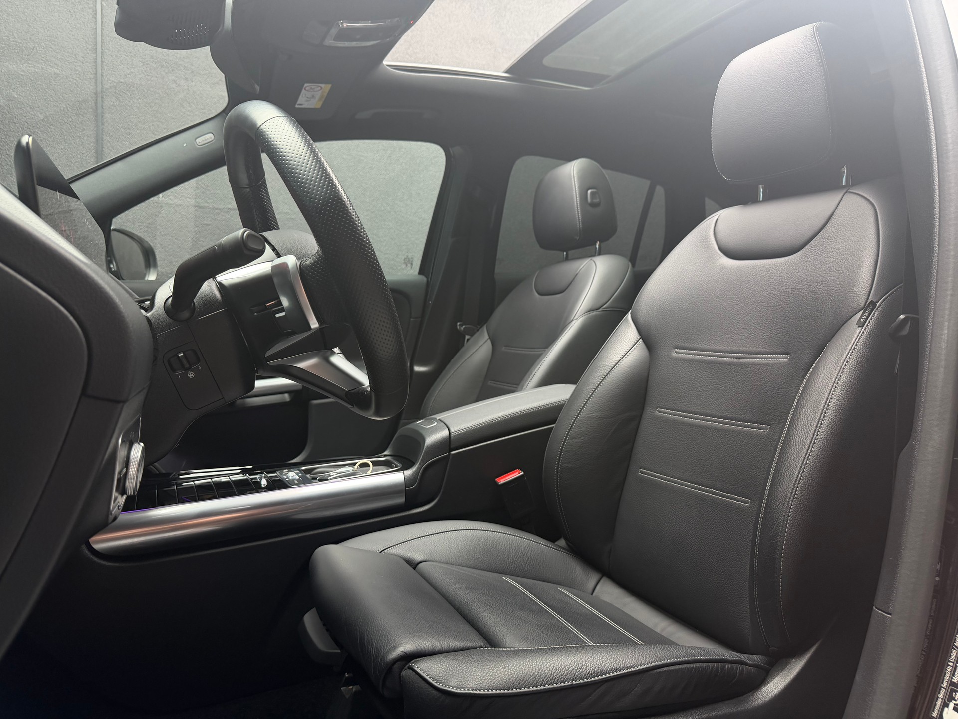 MERCEDES-BENZ GLA 250 4Matic 8G-DCT Swiss Star-image-10