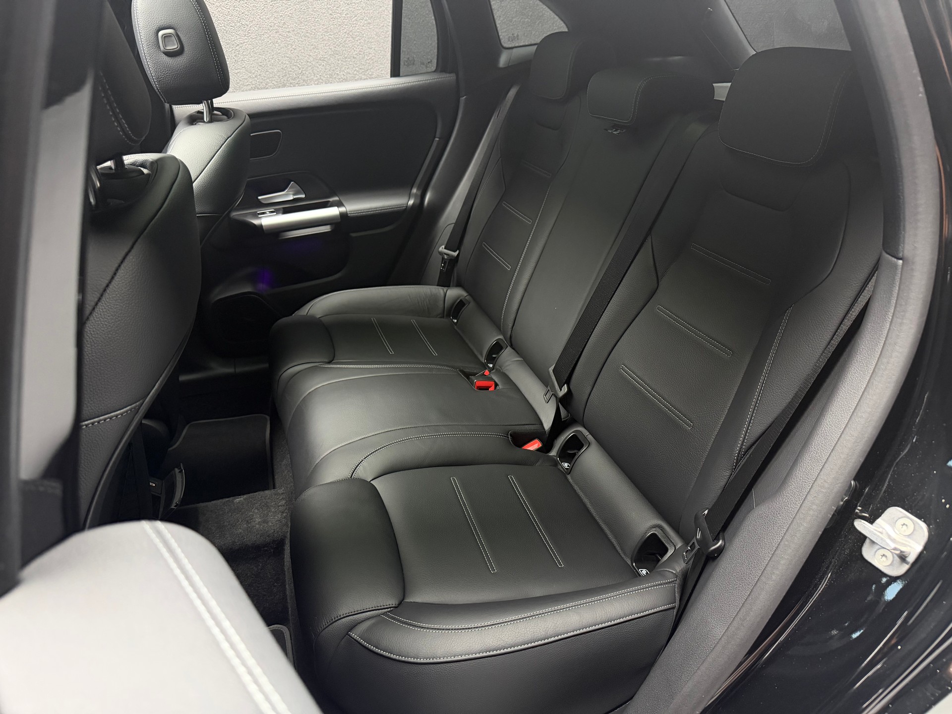 MERCEDES-BENZ GLA 250 4Matic 8G-DCT Swiss Star-image-11