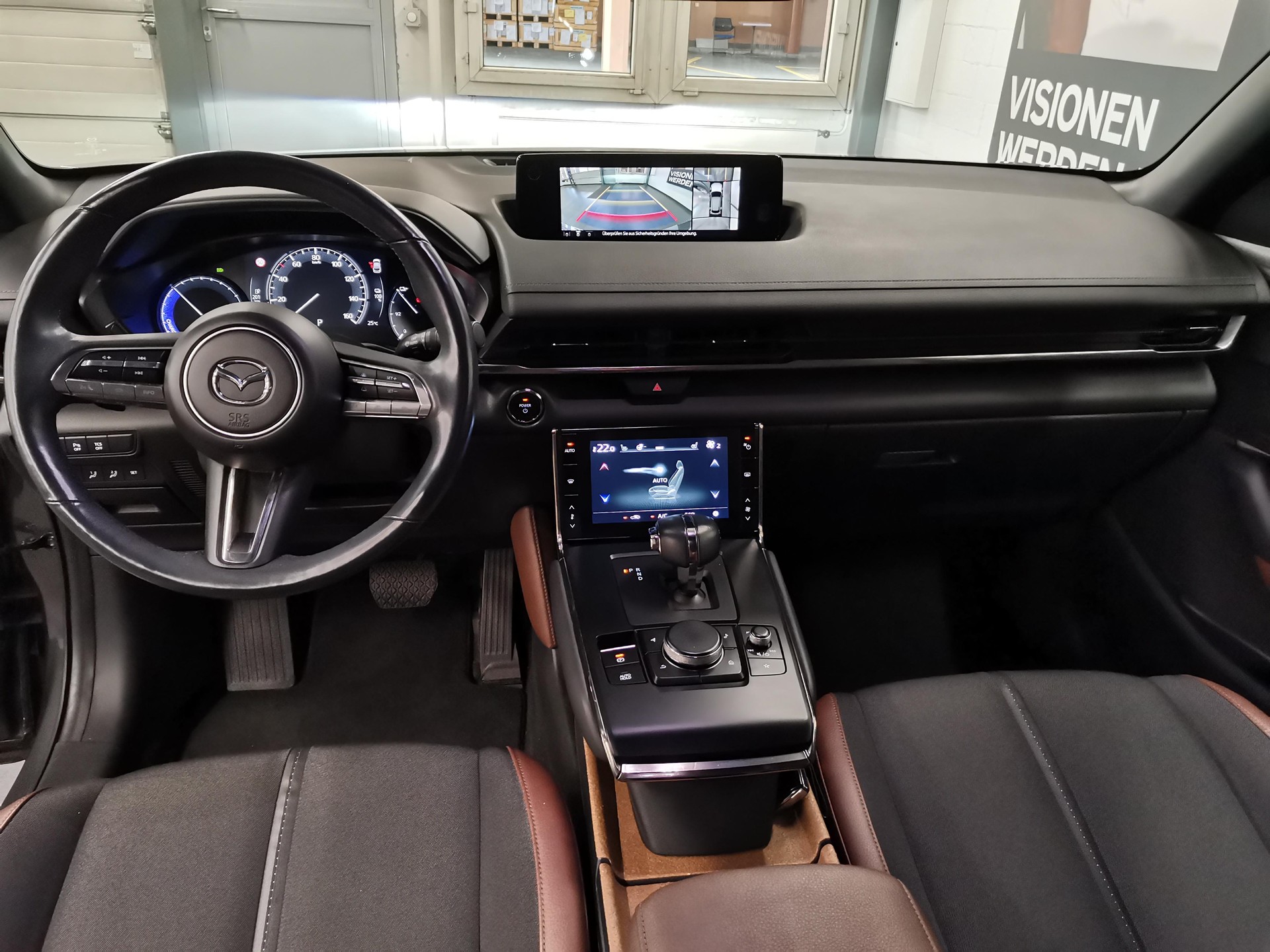 MAZDA MX-30 e-Skyactiv Revolution-image-7