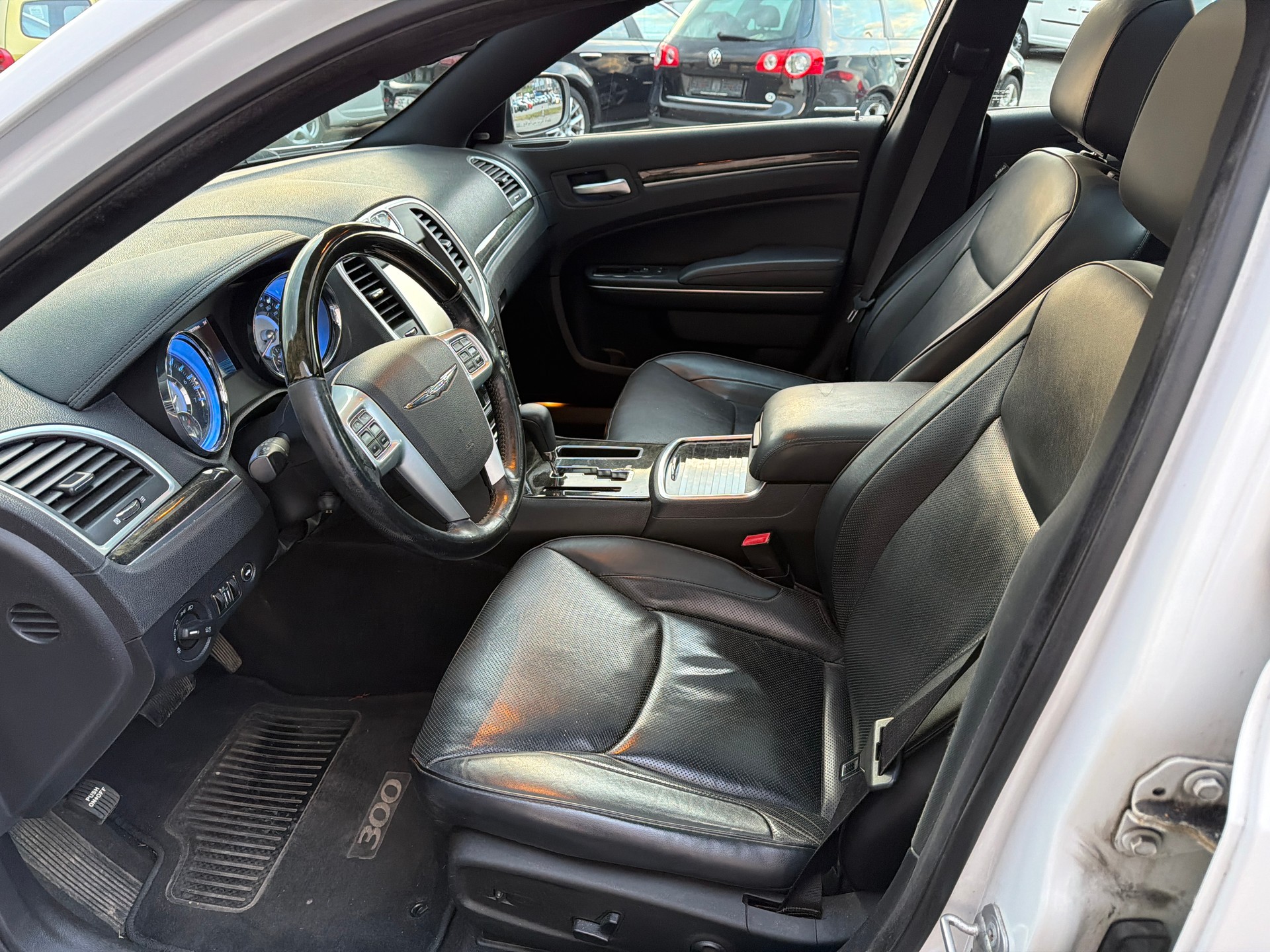 CHRYSLER 300C 5.7 HEMI V8 Signature Series-image-10