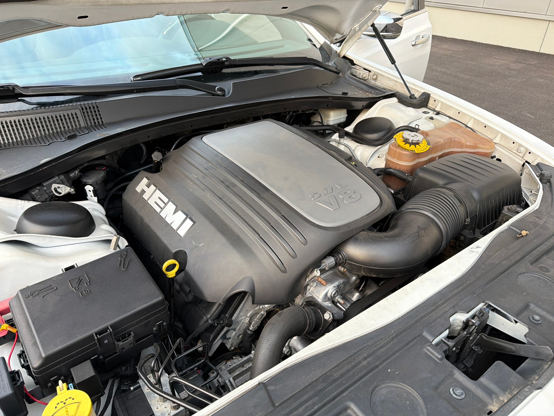 CHRYSLER 300C 5.7 HEMI V8 Signature Series-image-13