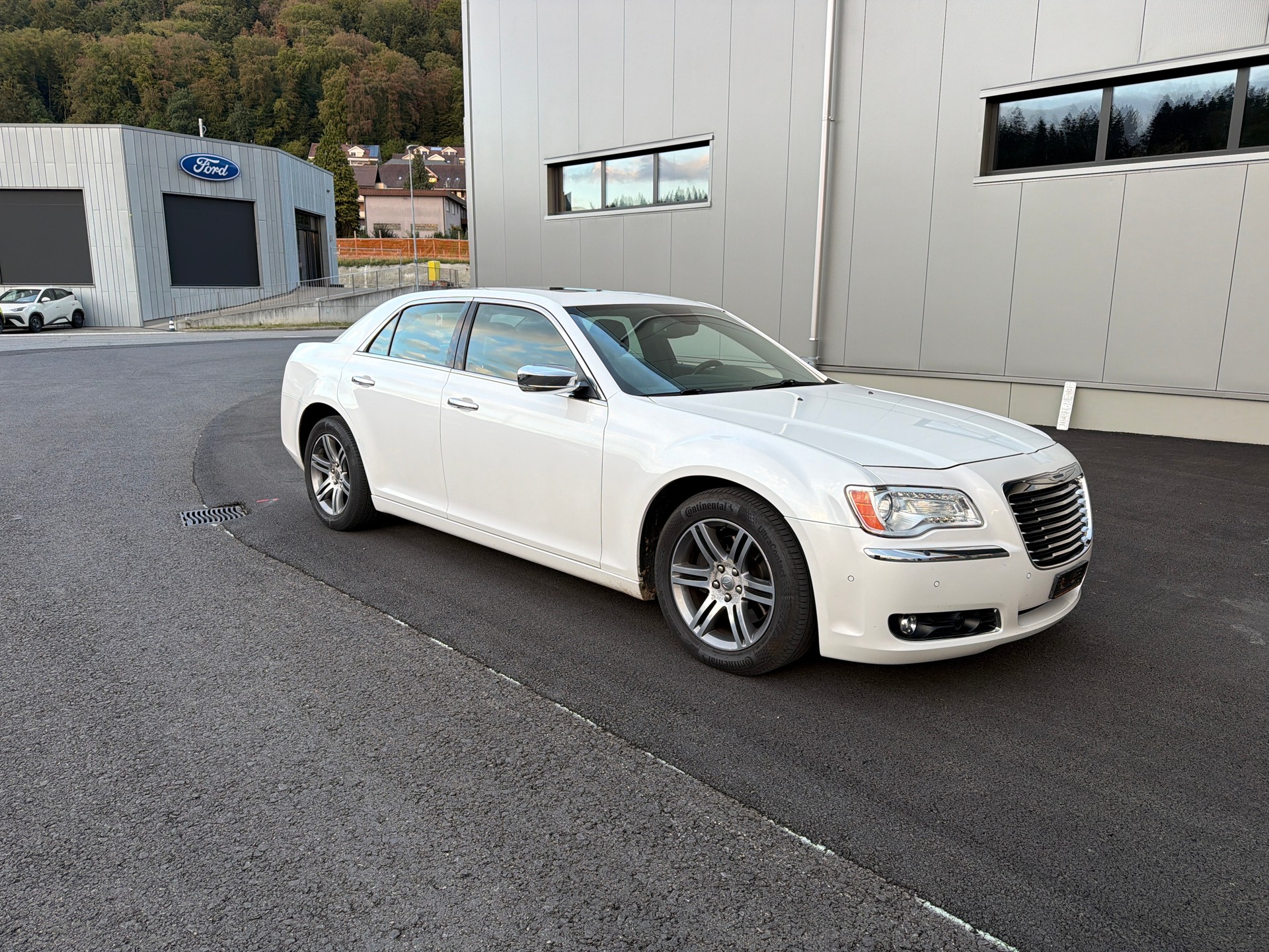 CHRYSLER 300C 5.7 HEMI V8 Signature Series-image-6