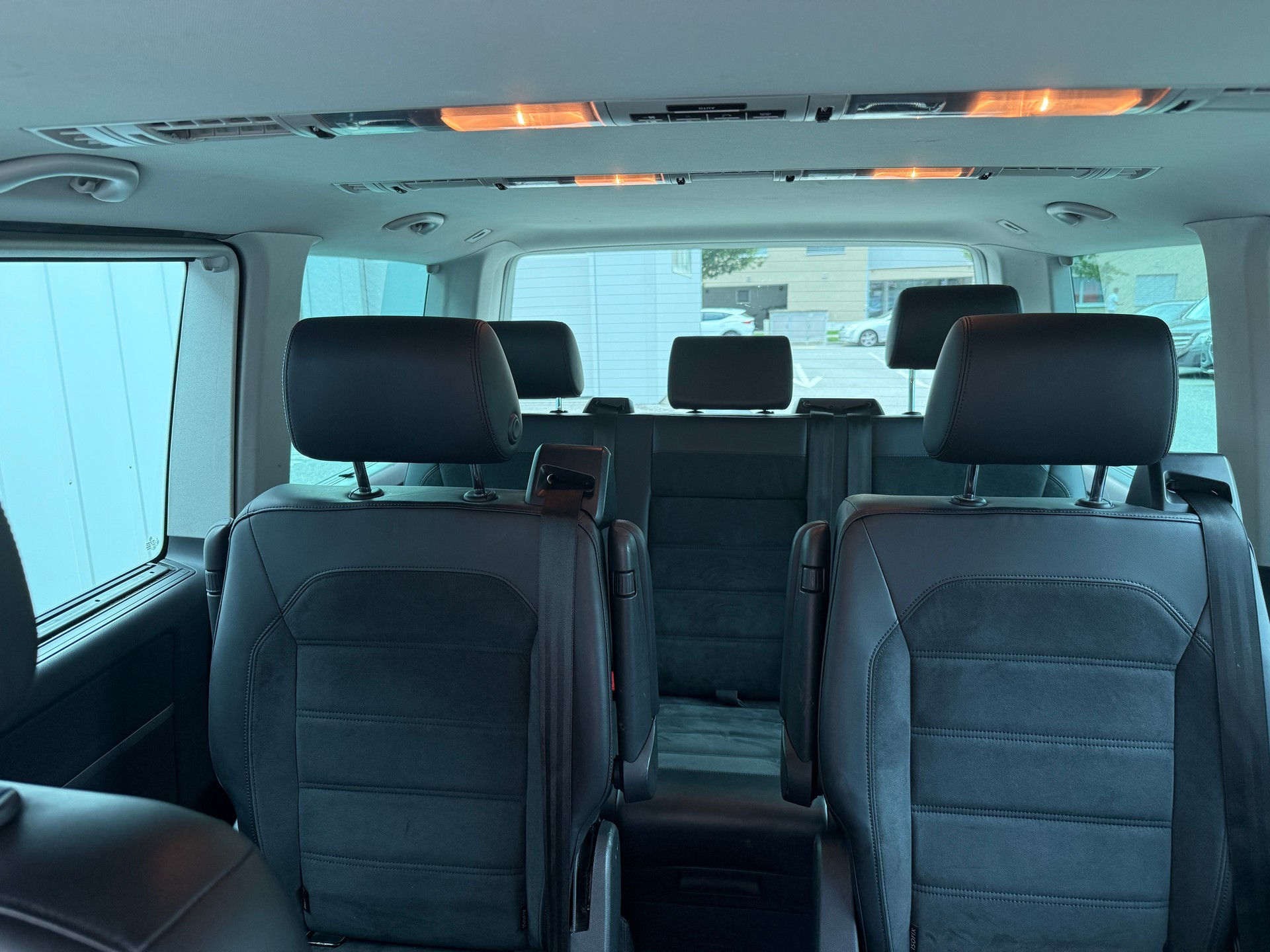 VW T6 Multivan 2.0 Bi-TDI Comfortline 4Motion DSG-image-19